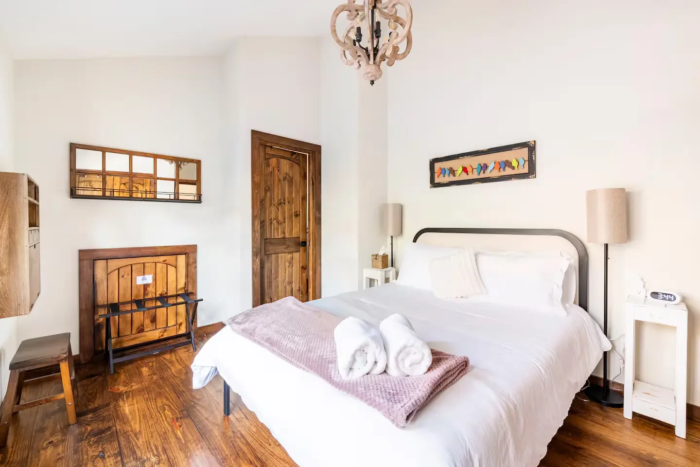 bedroom_5_1.webp (Copy)