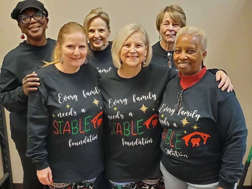 Back-row-is-Sharon-me-Sandi-Front-row-is-Amy-Rene-and-Bertha.jpg