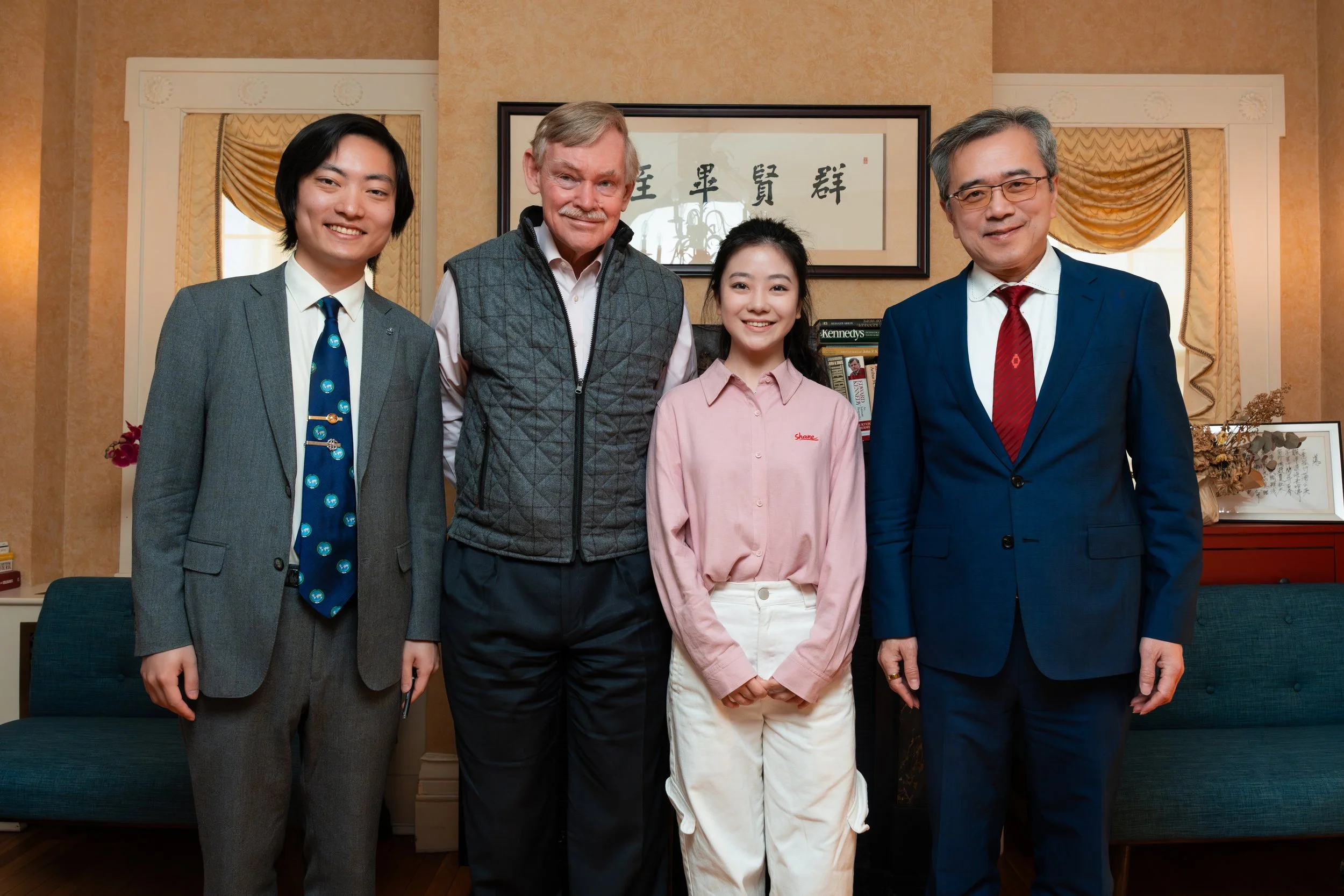 WORLDVIEWS_APR_28_R_ZOELLICK-DSC00670.jpg