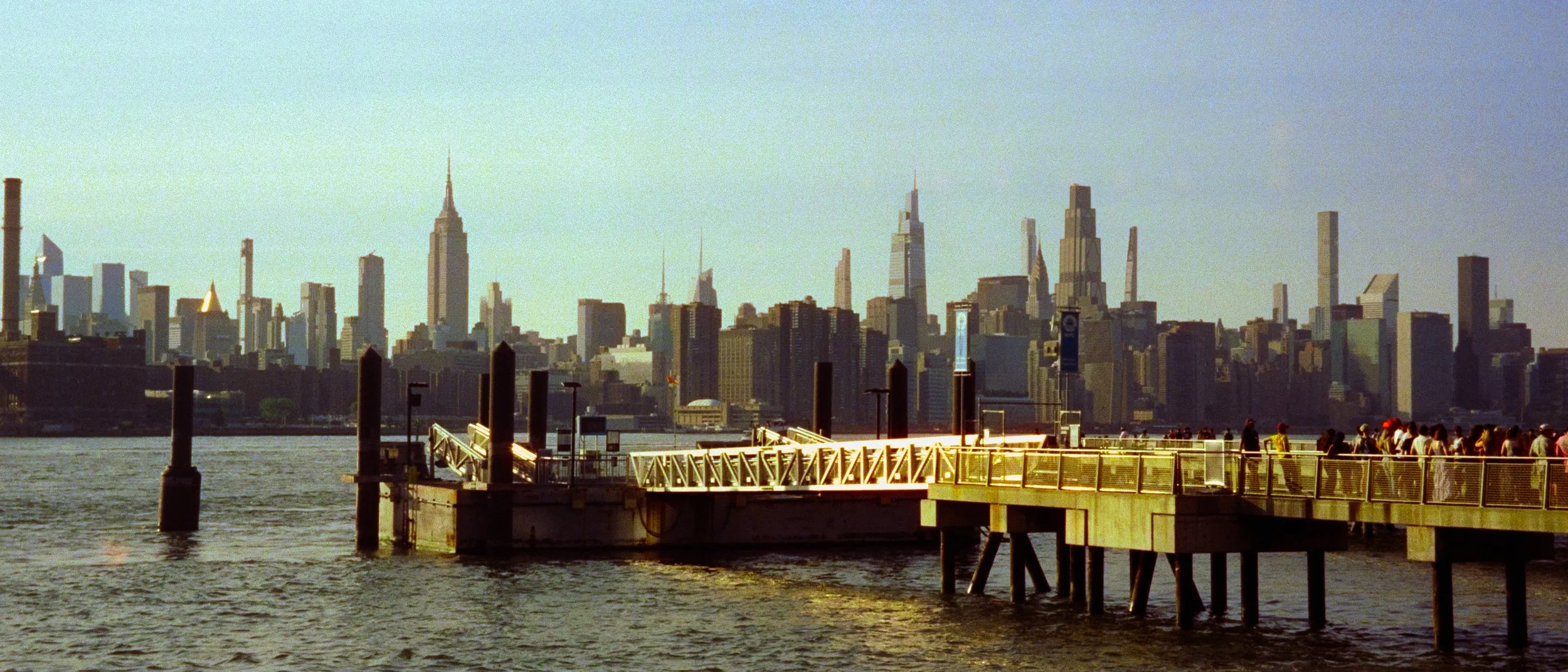 DSC05319-3 Cinestill 80035MM_20260730_EXPORTS.jpg
