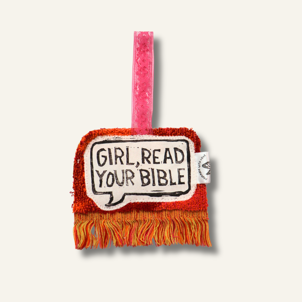 Inspirational Bible Tasse  Ornament: "Girl, Read Your Bible"