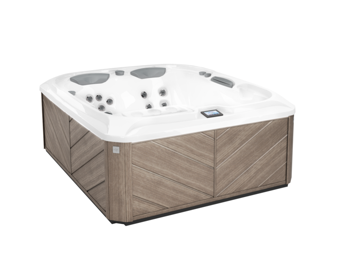 SDS_880_Capri_Porcelain_WindyOak_Iso-720x540-93bab96a-b9c3-47b8-ba43-bb85123cd1cc.png
