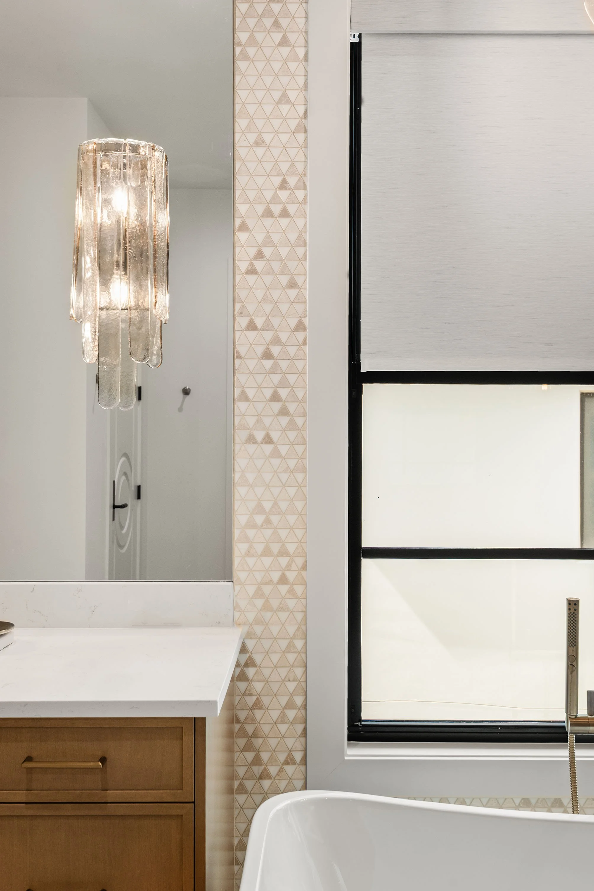 5005 S The Riviera St (40).jpg