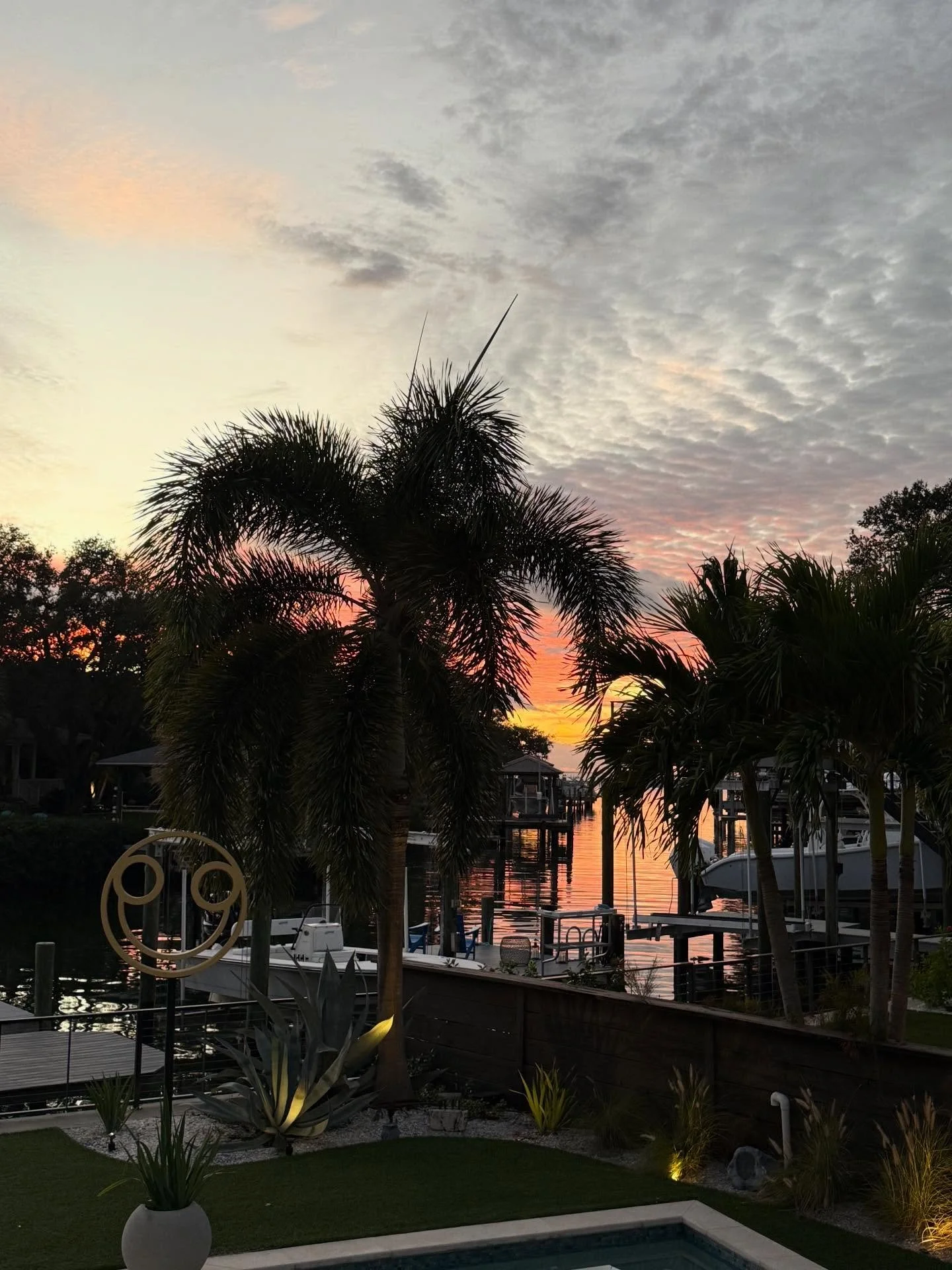 Here&rsquo;s to appreciating everything beautiful in the year ahead&hellip;

#tampainteriordesign #apreciatethelittlethings #homedecorlovers #homedesigninspo #luxurydesign