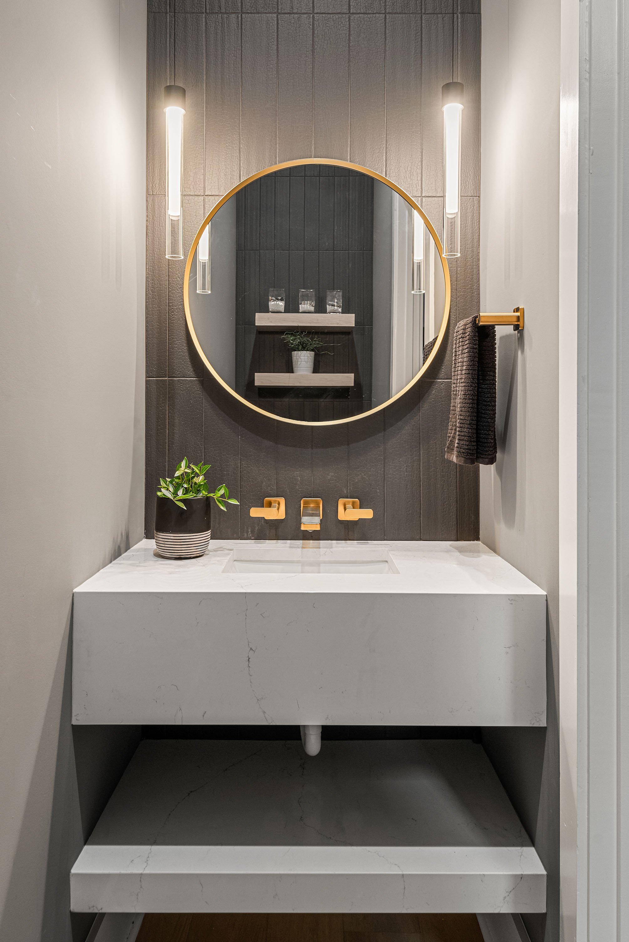 4300 Bayshore Blvd NE (20).jpg