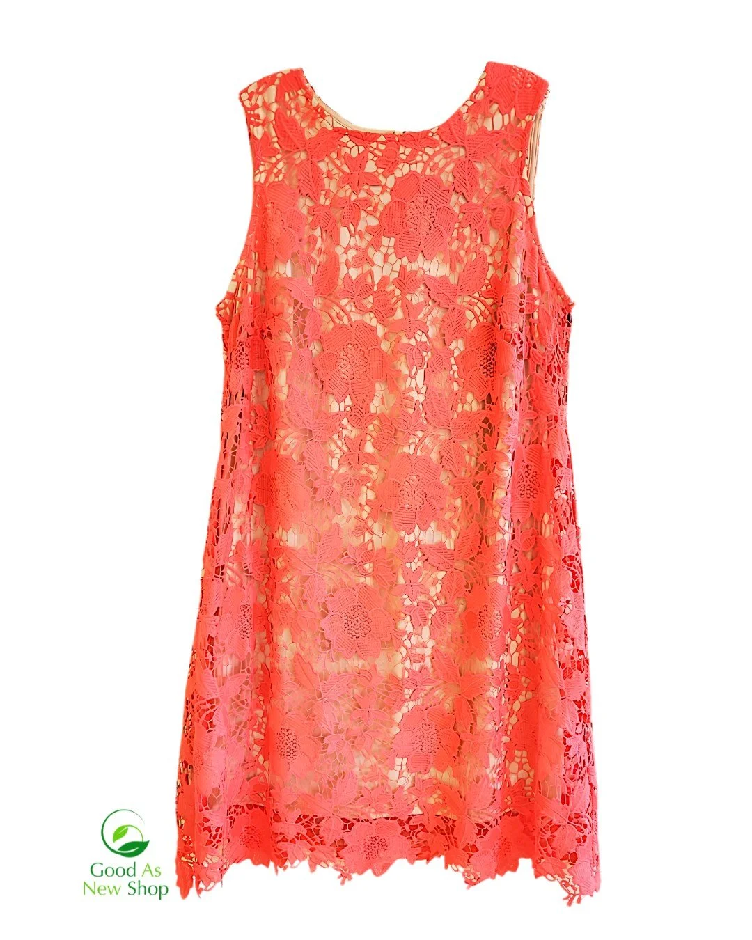 Spring brings bright colors and special occasions. Stop by on Wednesdays to see what special, new-to-you, looks can elevate your style!  #shopsecondhand #goodasnewshopsherborn #sherborn #specialoccasion #classicstyle
