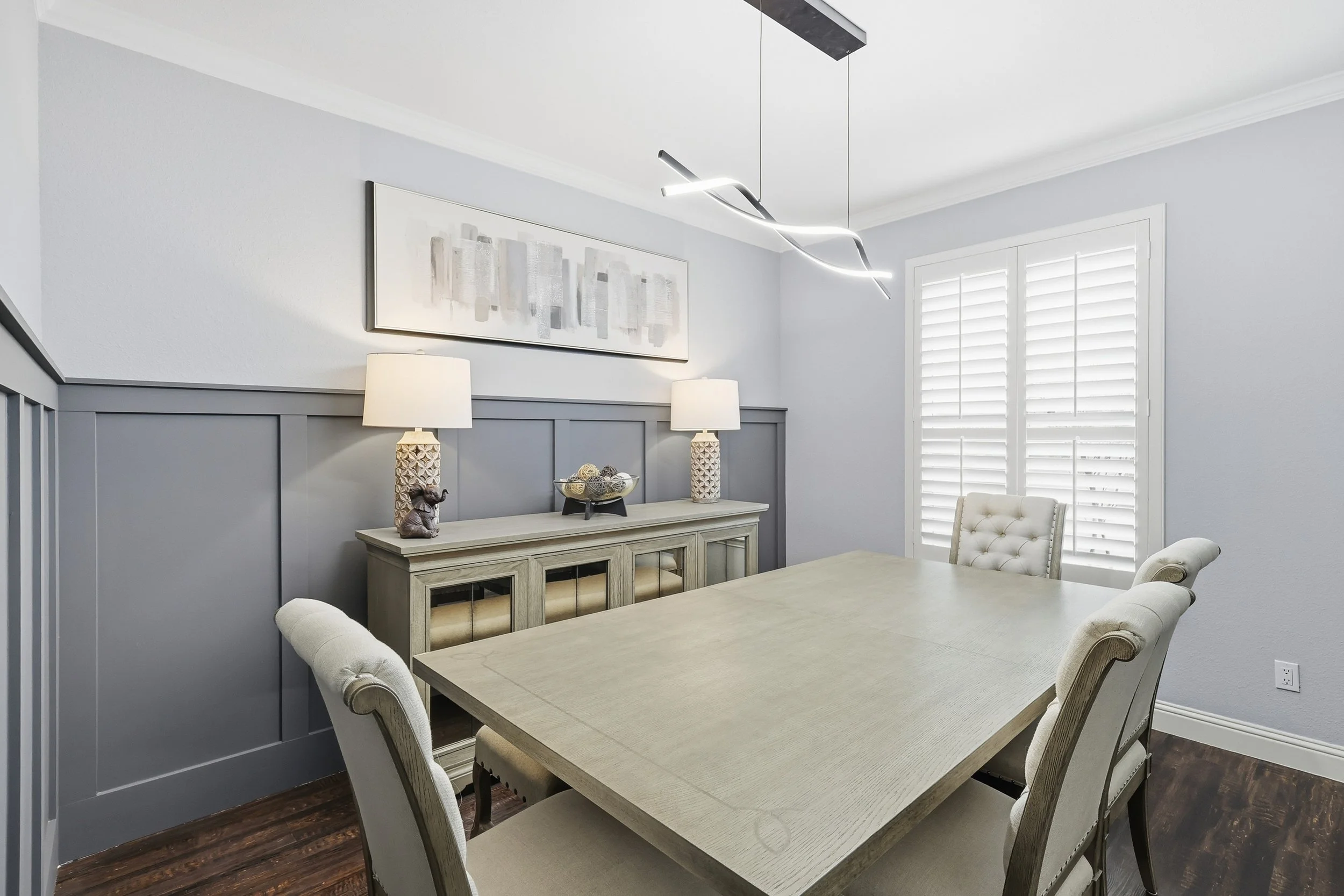 leftside shot wainscotting.jpg