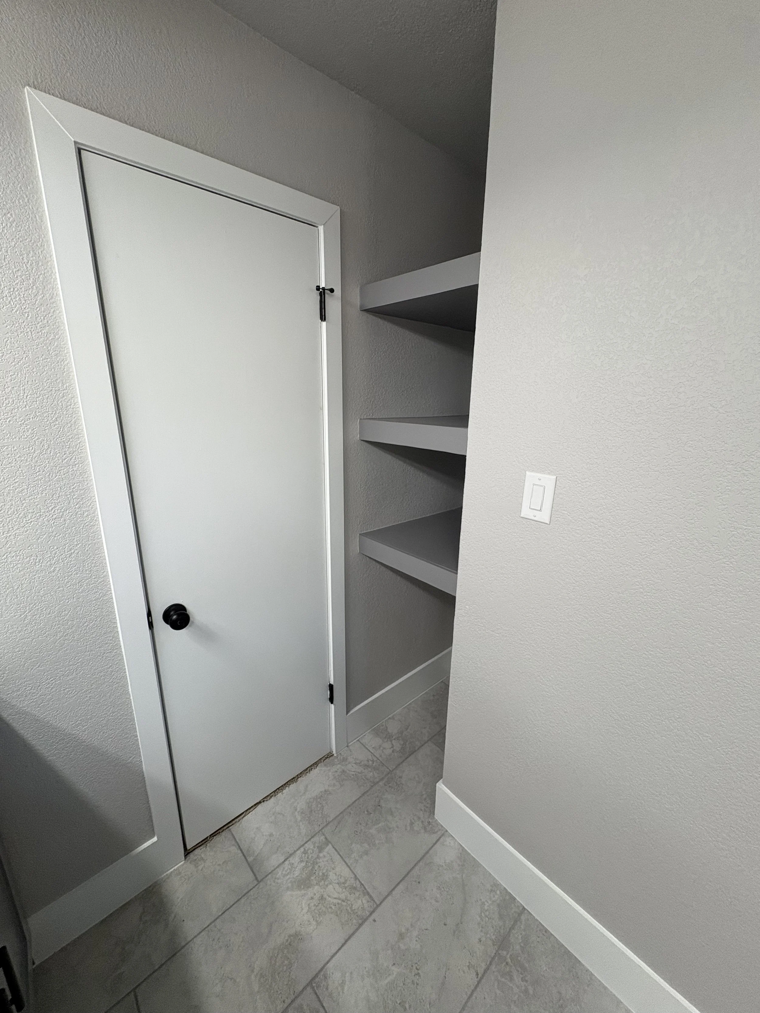 new up shelfs.jpg