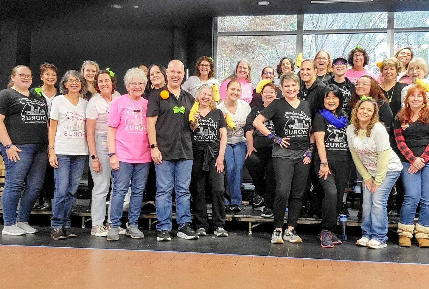 An 🔮entrancing🔮coaching session with the one and only Ryan Heller! Thank you, Ryan, for an incredible day of ringing chords and ice cream swirls🍦