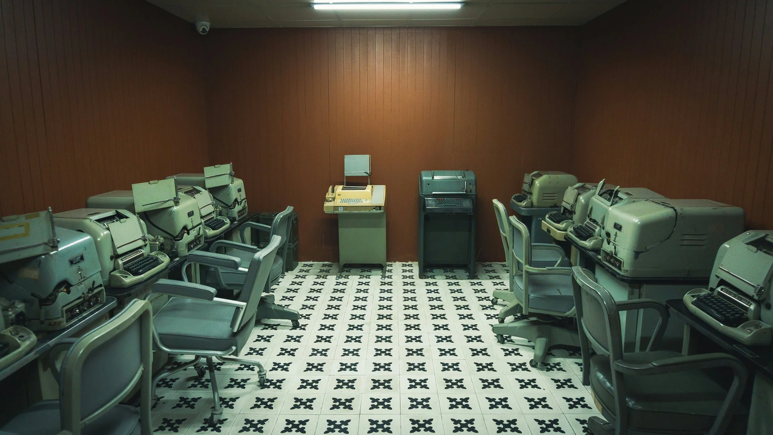5 Signs Your Office Space Is Hurting Productivity