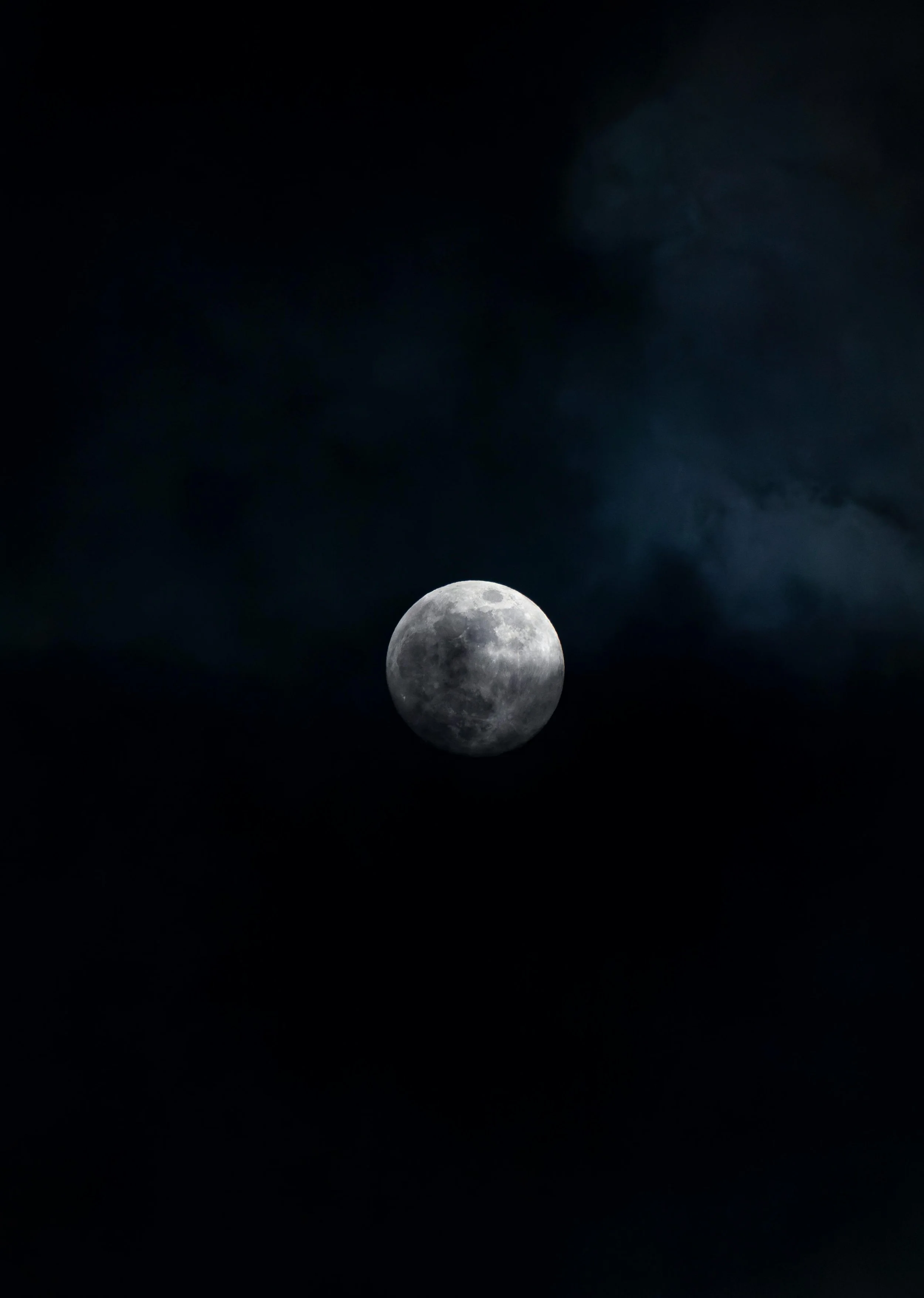 free-photo-of-full-moon-in-the-night-sky.jpeg