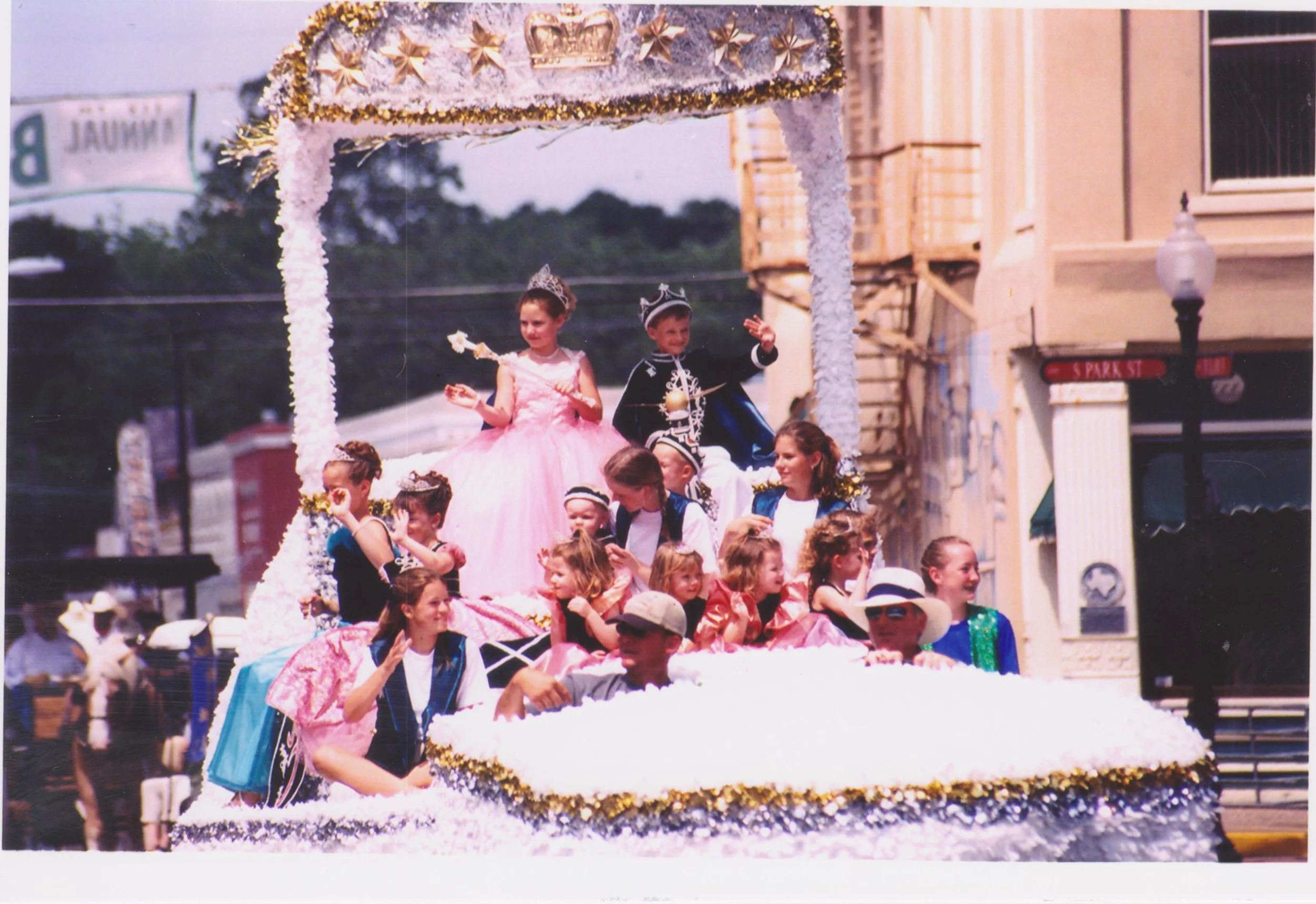 2003 Junior Parade 001.jpg