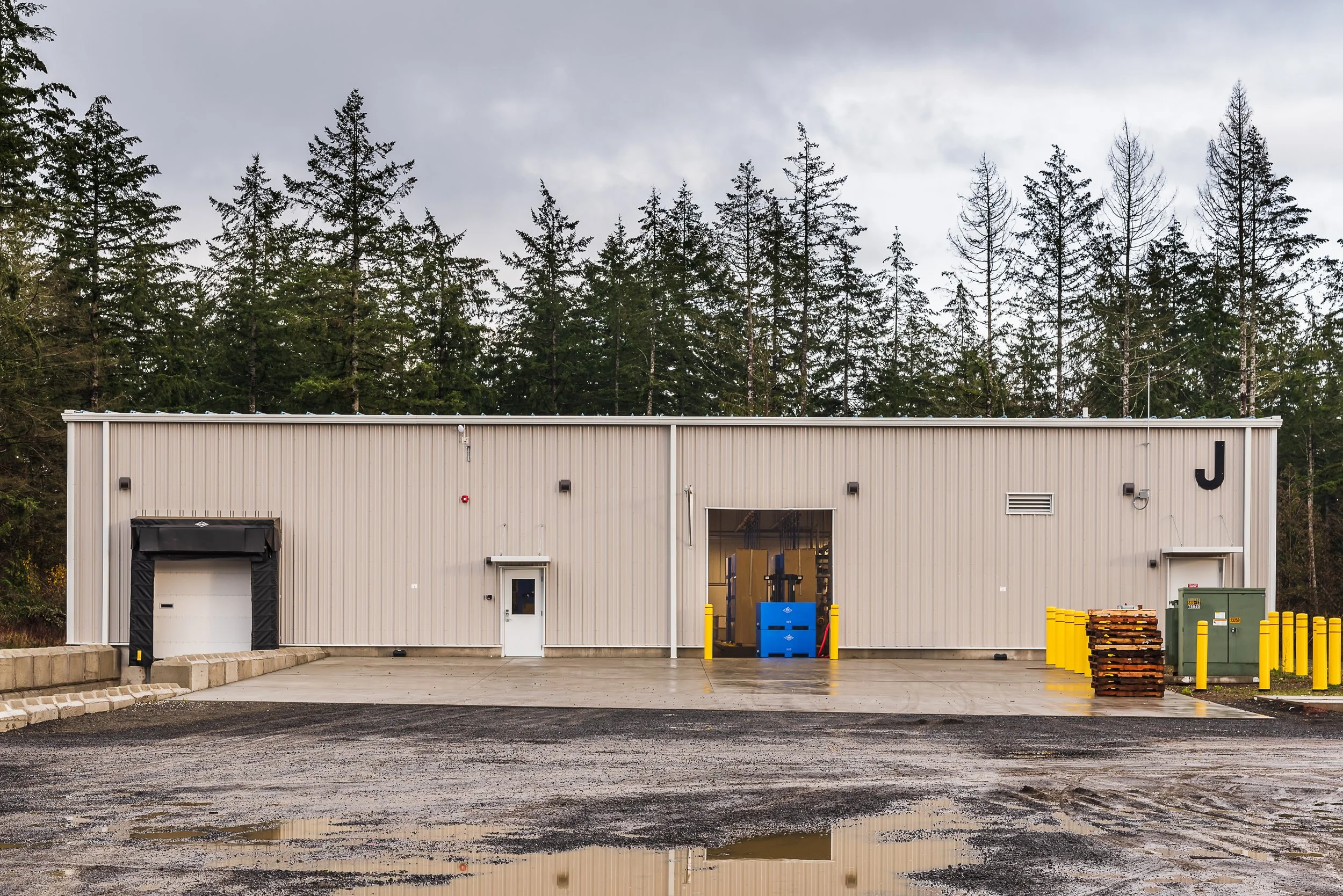 Exterior 3-Print-3698.jpg