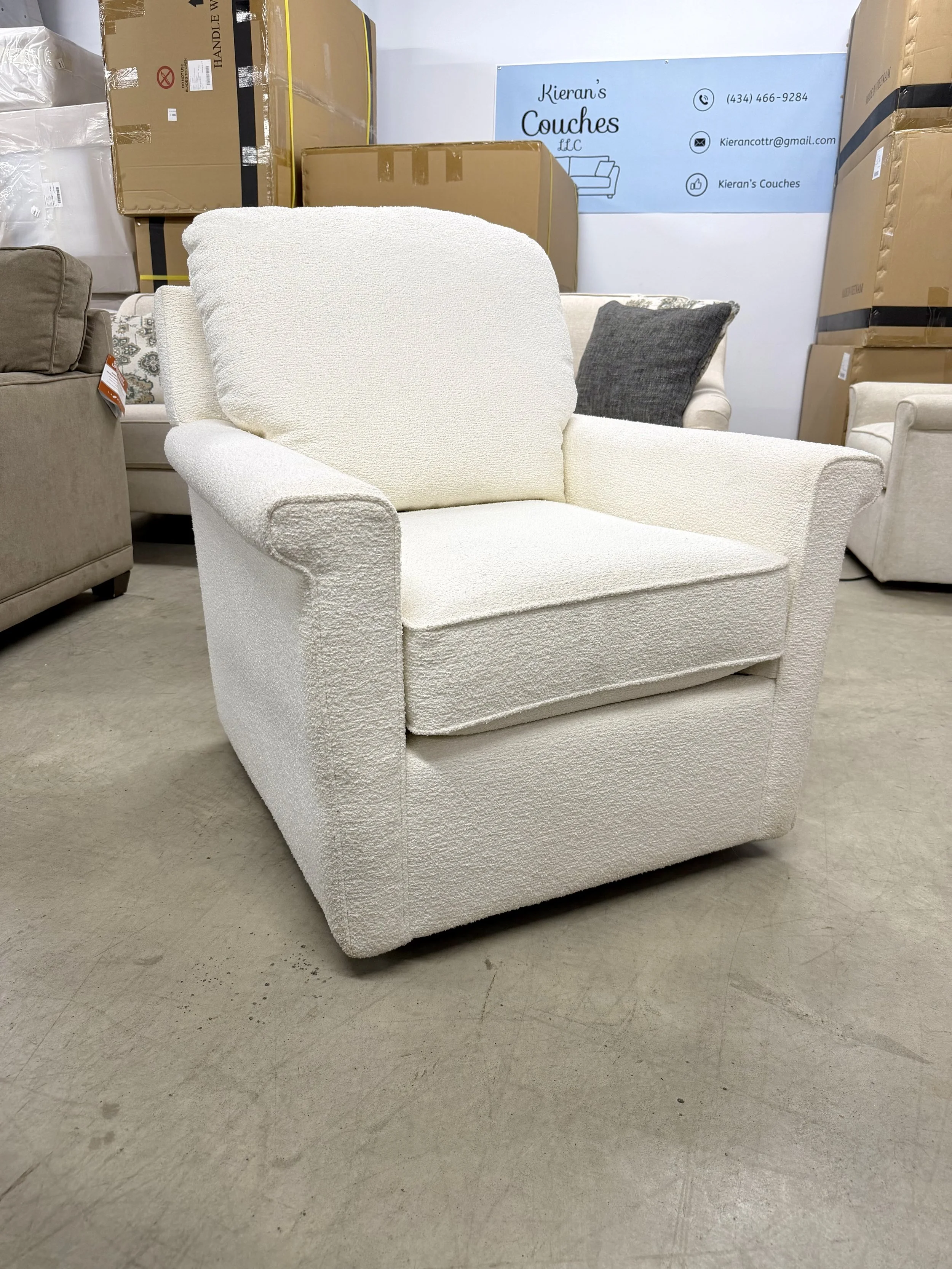 Boucle La-Z-Boy Swivel Chair