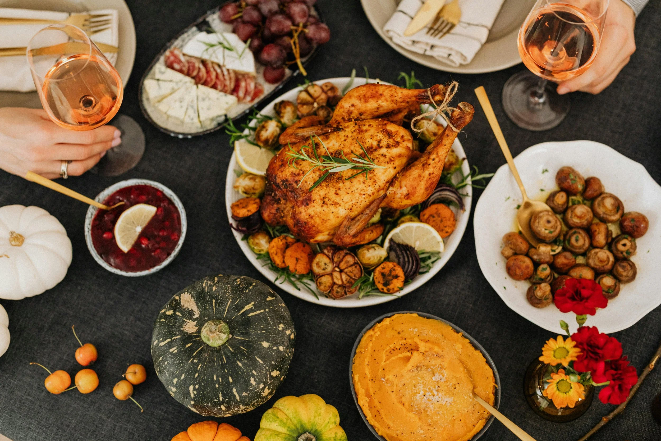 How to Handle Food and Body Comments During the Holidays: NYC Therapist Tips