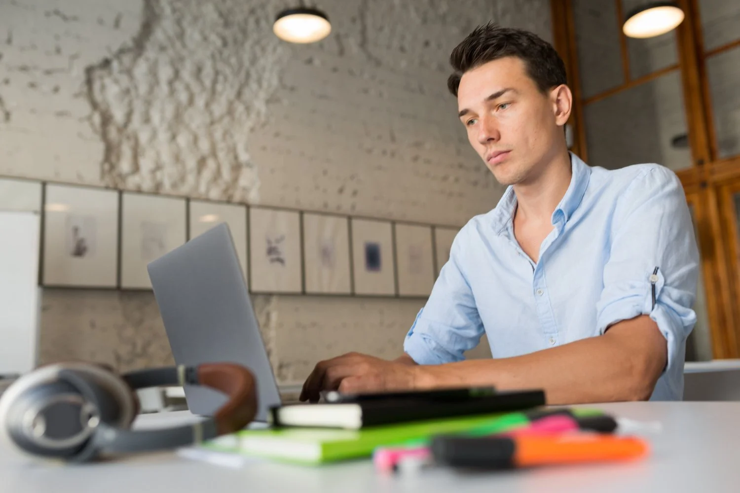 Anxiety Symptoms in Men: How EMDR and ERP Can Help