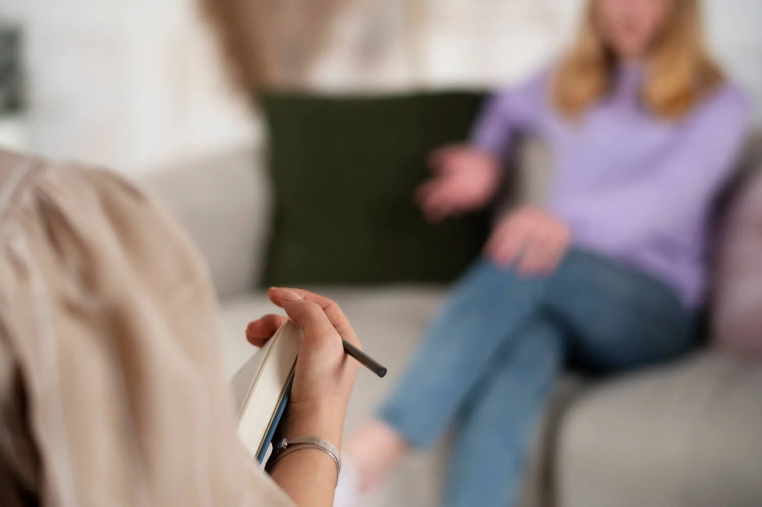 What Does EMDR Therapy Actually Look Like in a Session?