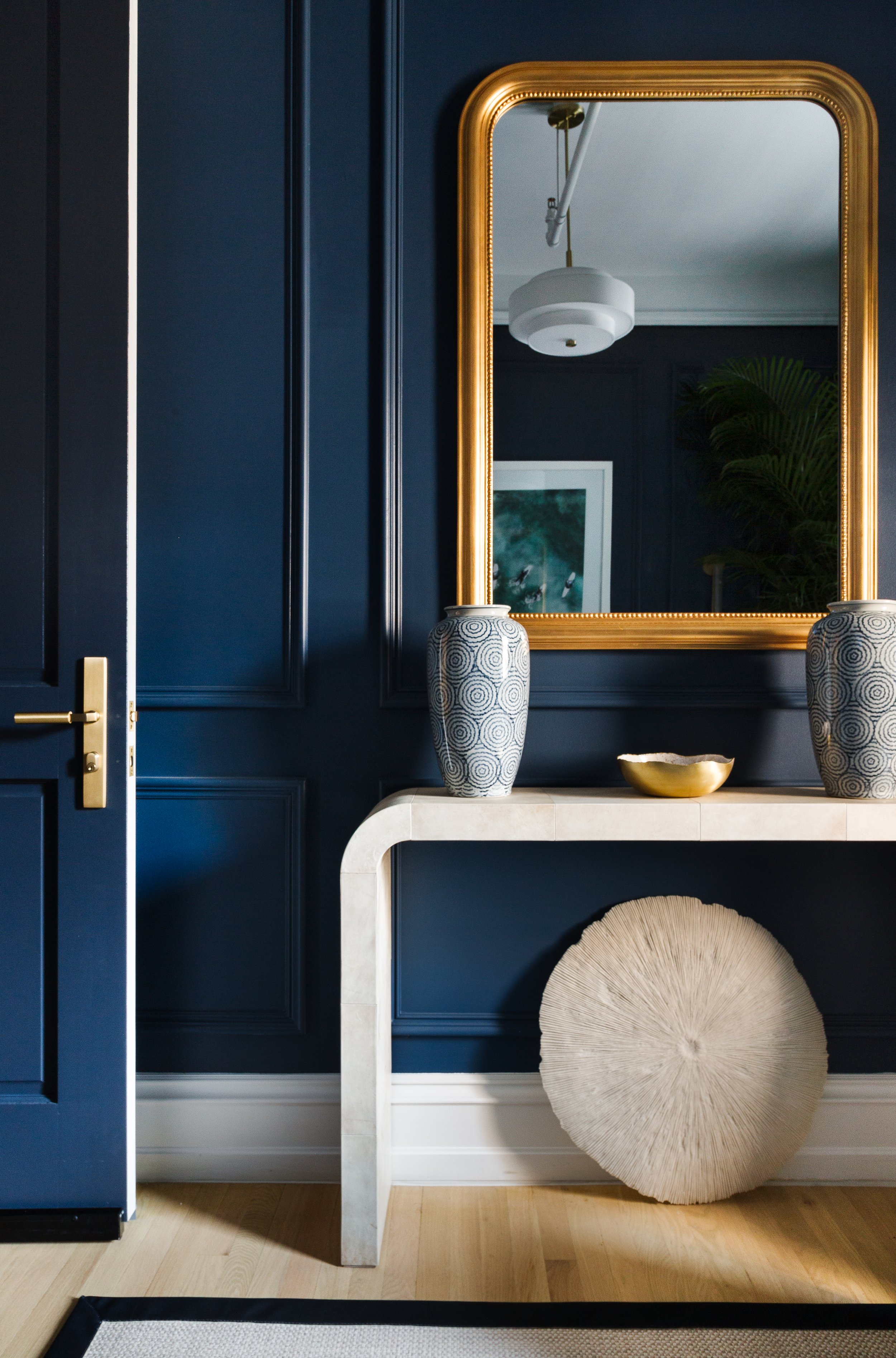 Navy Room - Clarity Health + Wellness 6.jpg