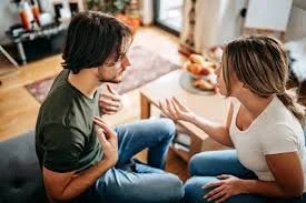 8 Relationship Red Flags You Shouldn’t Ignore - WeddingWire