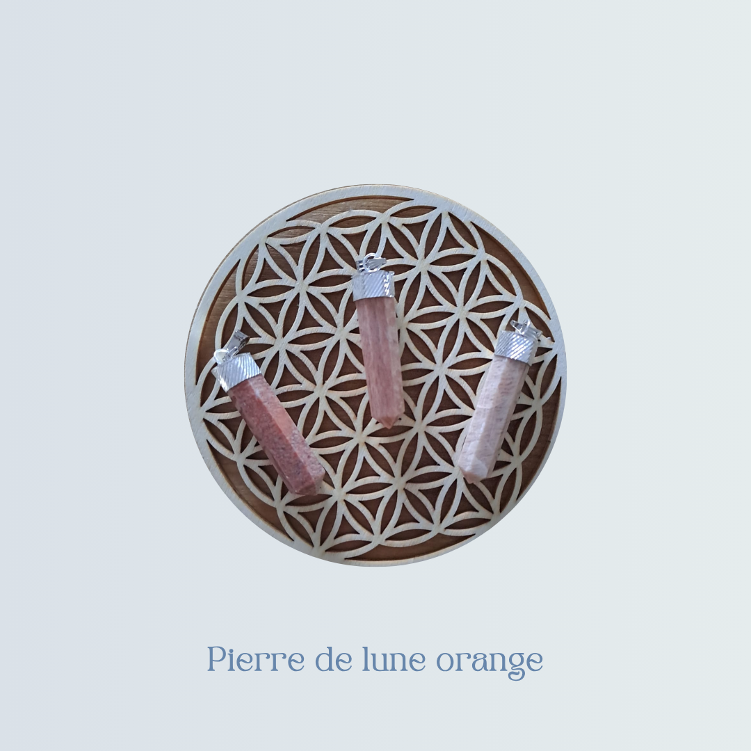 Pendentif pointe polie _Pierre de lune orange.png