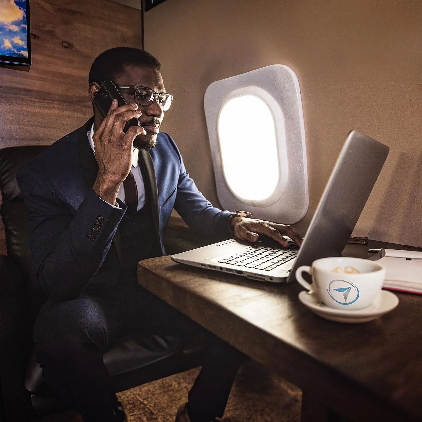 Less planning, more time for your business. With WiFi capabilities on mostly every jet we offer, you&rsquo;re welcome to conduct your business however you please. 

Contact #readyjetfly today to get going!

#travelgram #flyawayfriday #businessaviatio