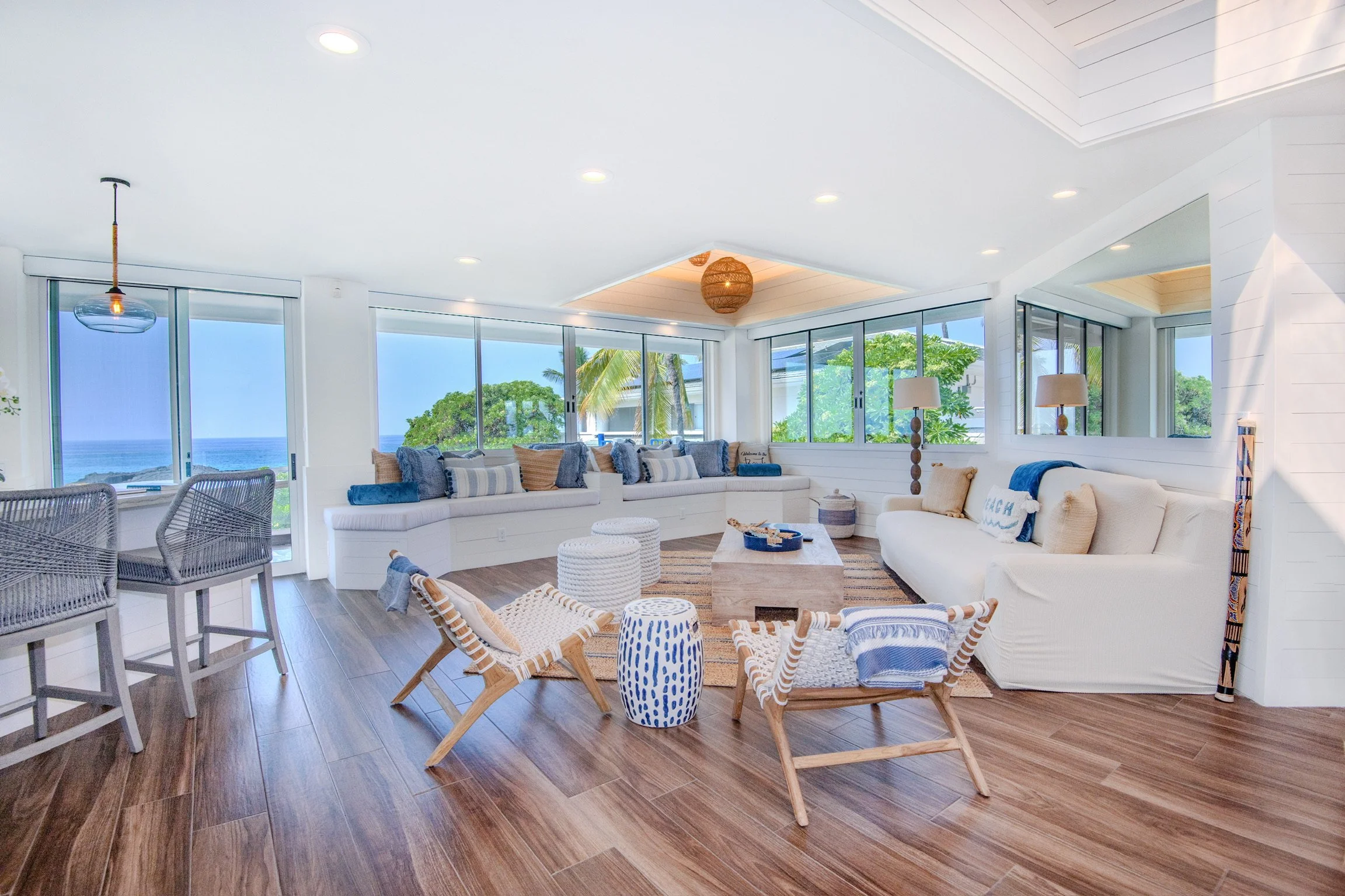 living room new-2.JPG