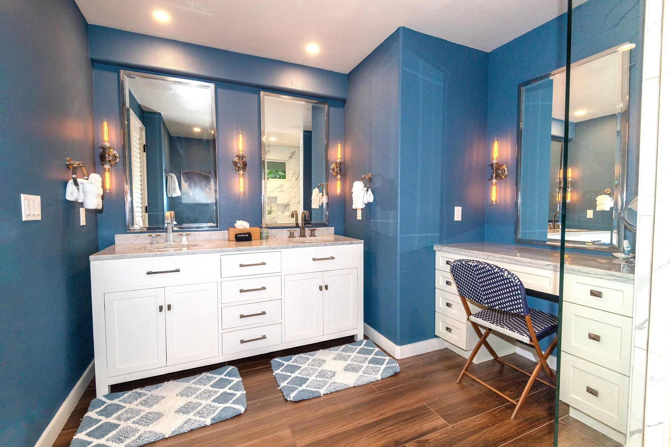  bathroom 2 low res.JPG