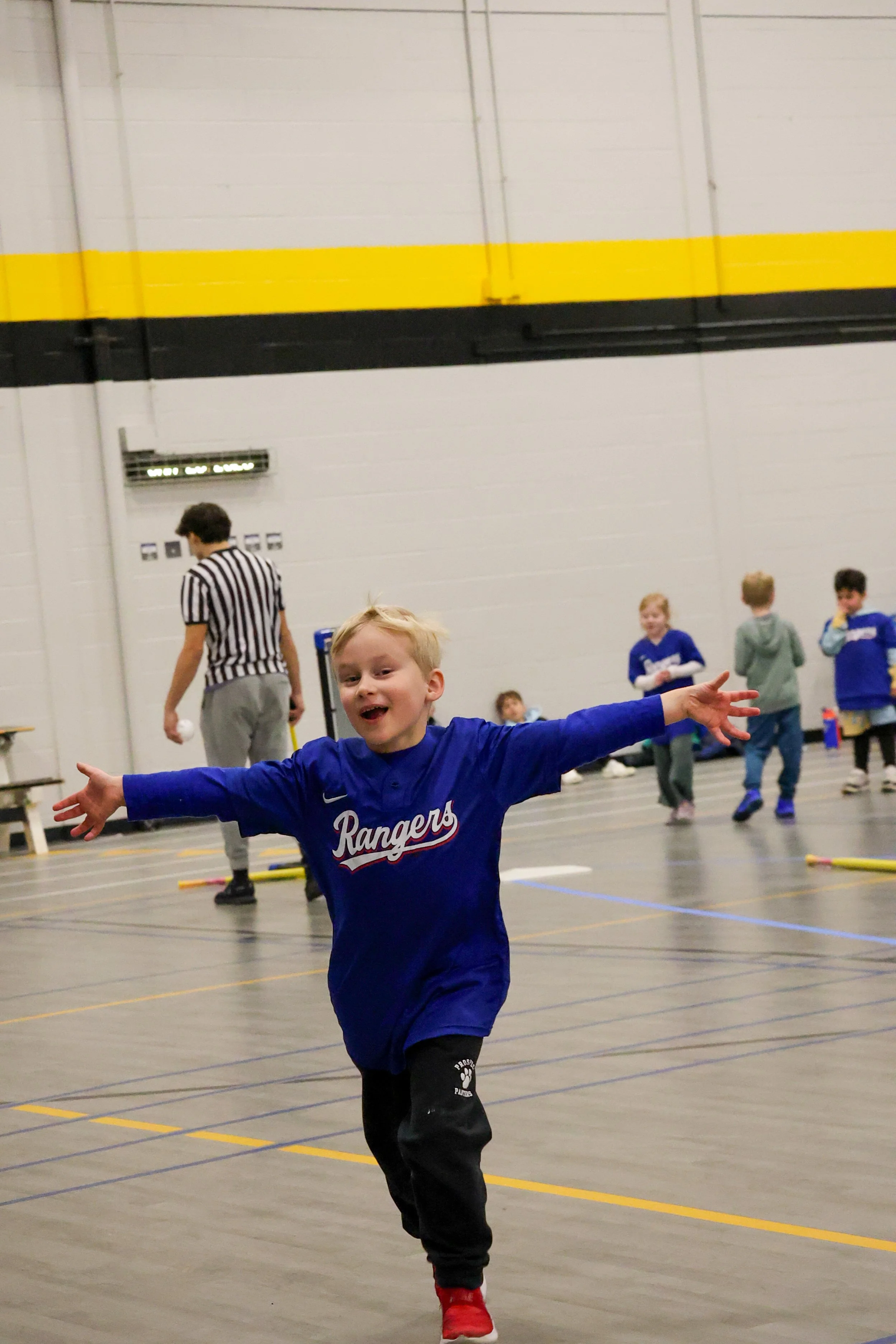 Sunday Funday Sports WIFFLE Ball Week 5_6986.JPEG