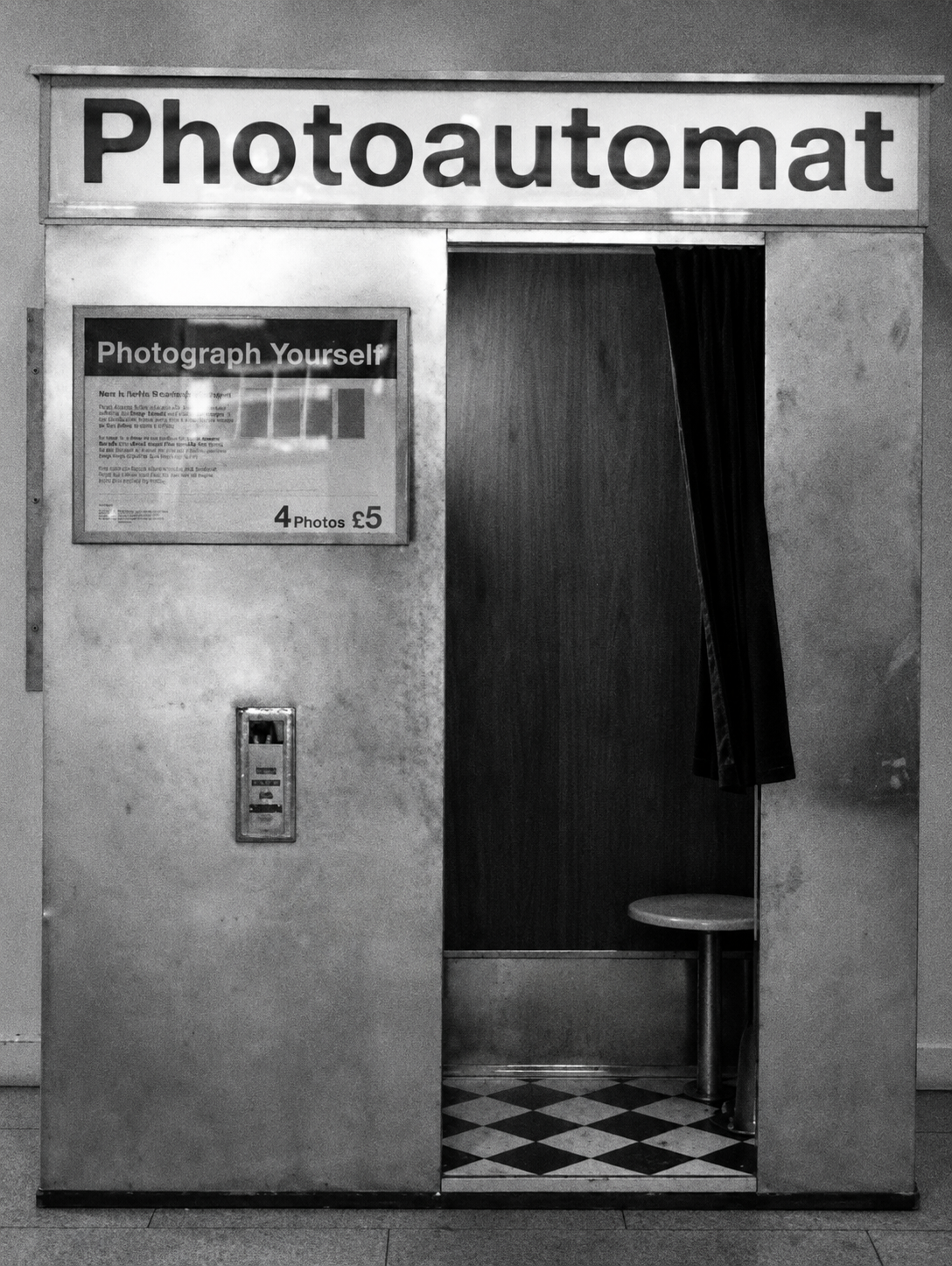 A Proper Berlin Photobooth Has Landed in Glasgow