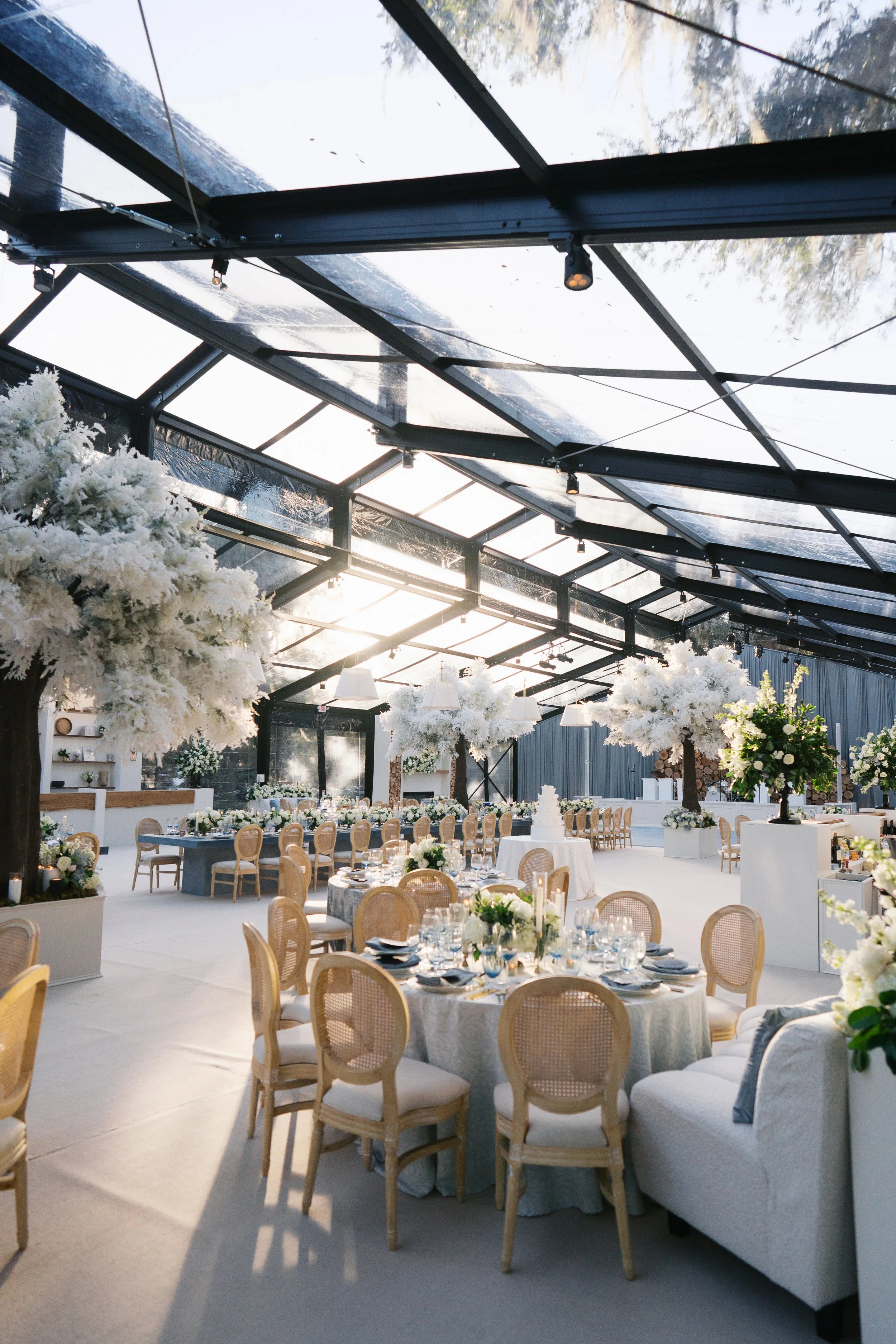 elizabethlanier-palmettobluff-wedding-reception-details-71.jpg