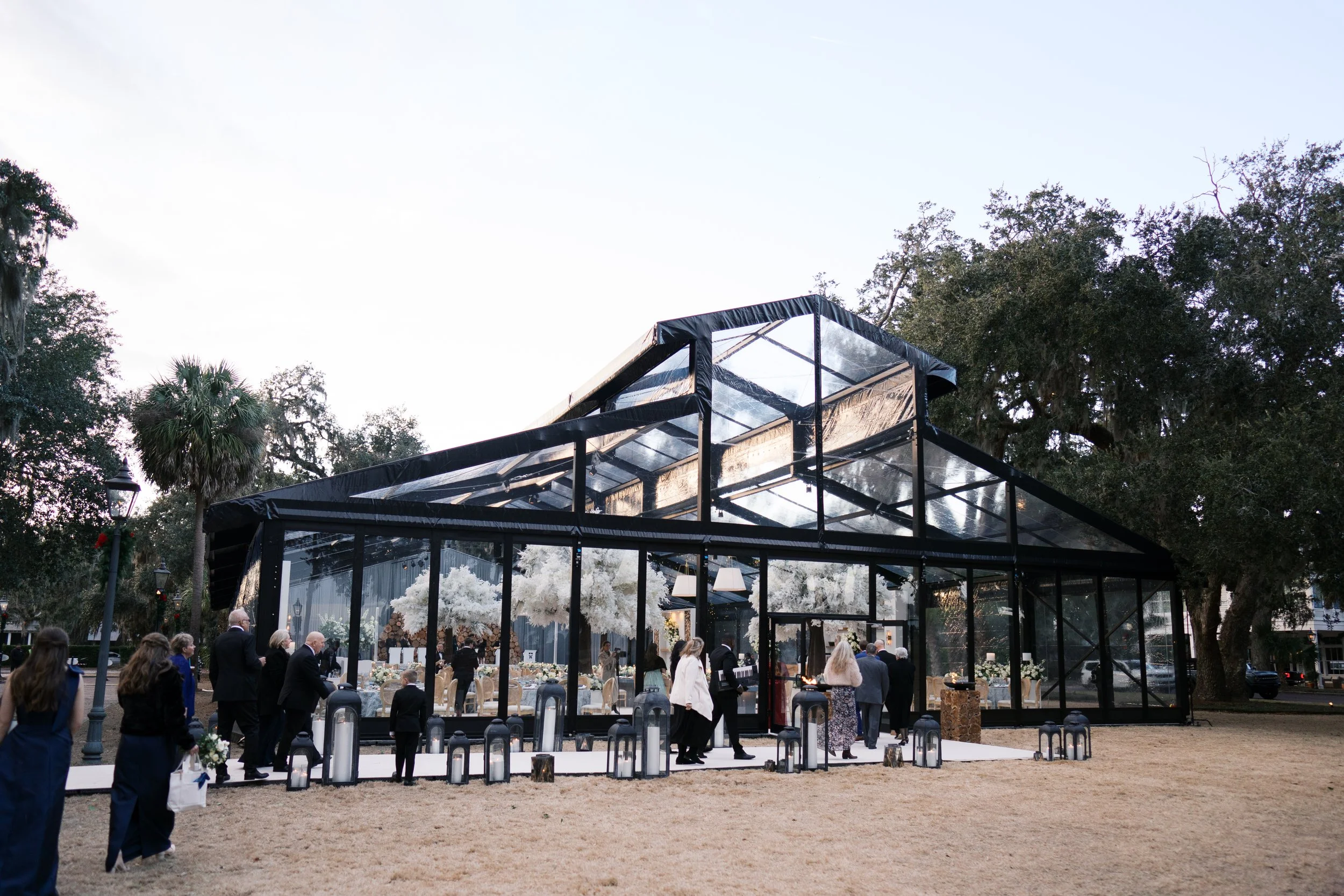 elizabethlanier-palmettobluff-wedding-reception-1.jpg