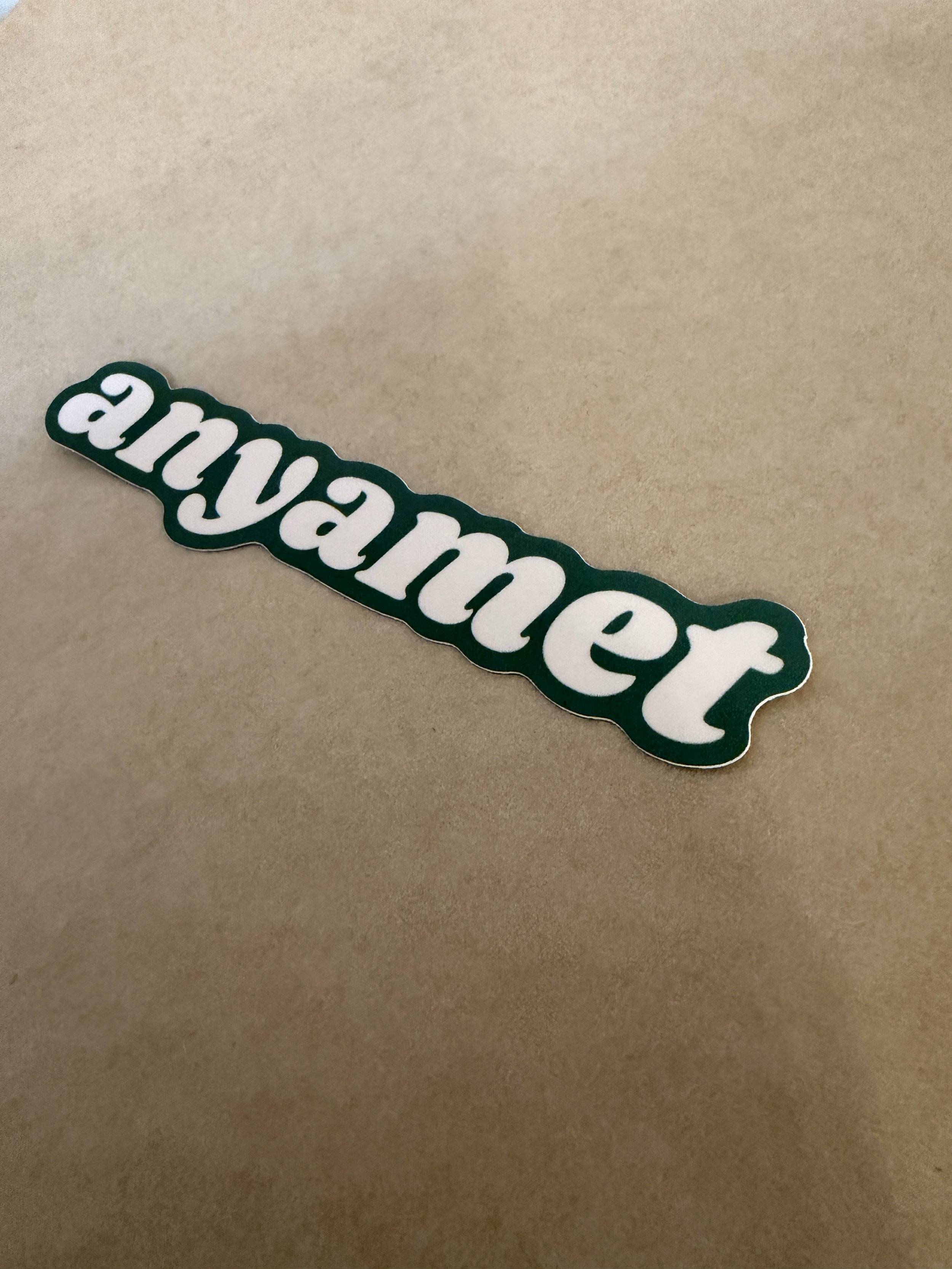 anyamet-sticker-3.JPG