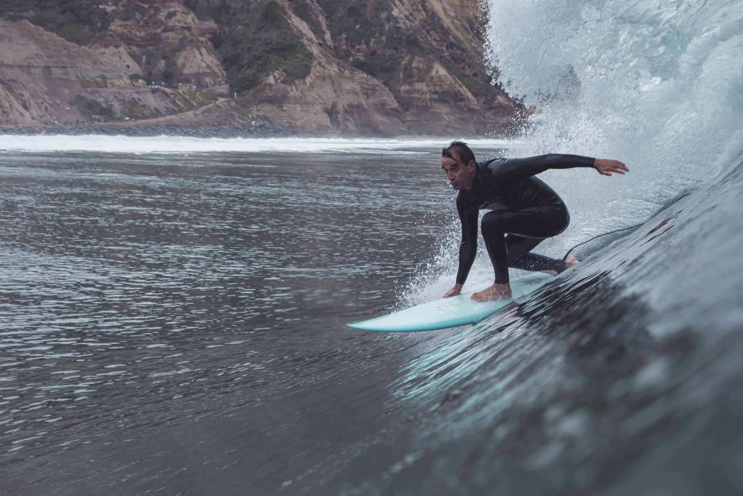  Richard Fox locked in down the line. 