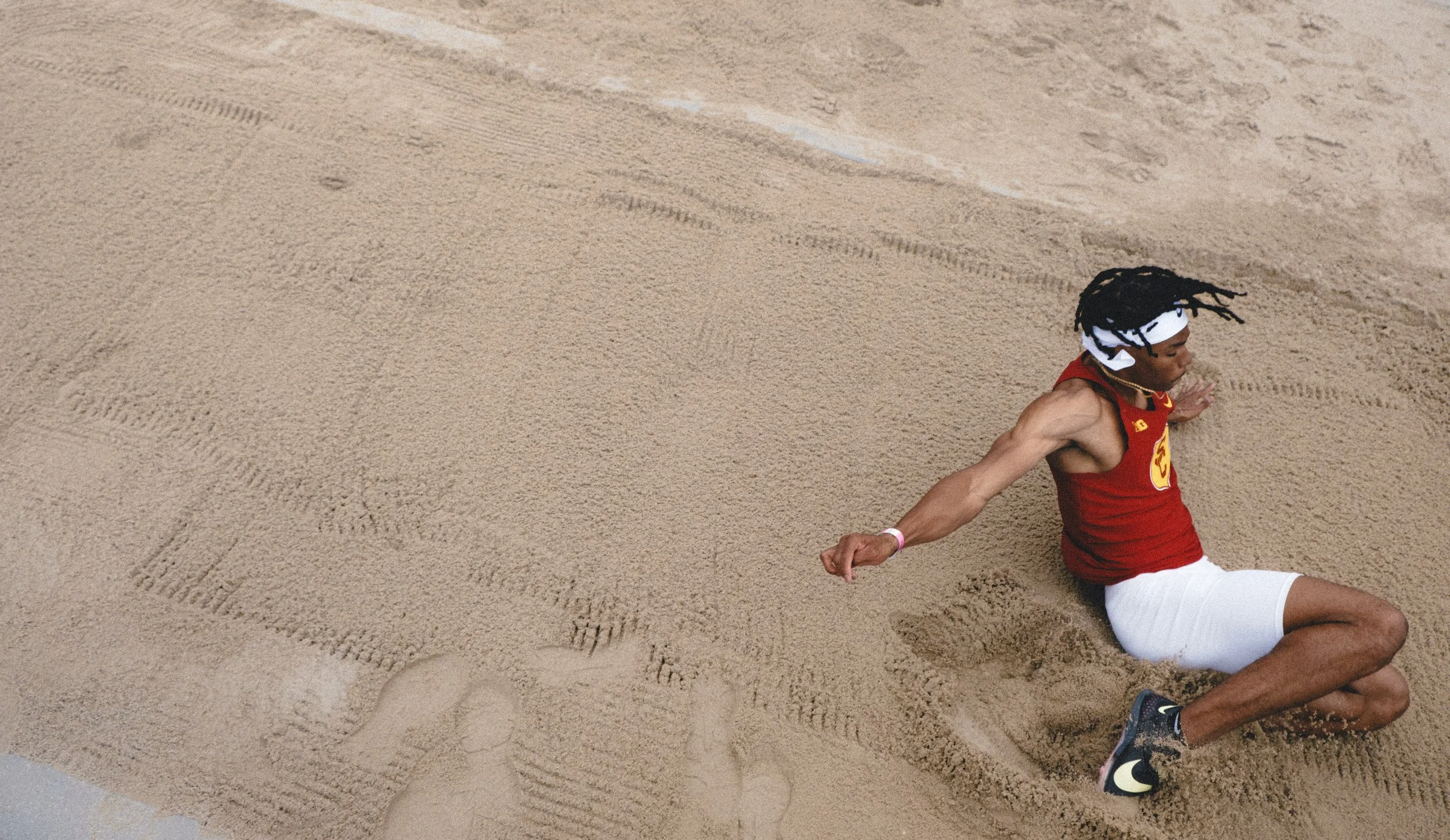 USC long jump-1.jpg