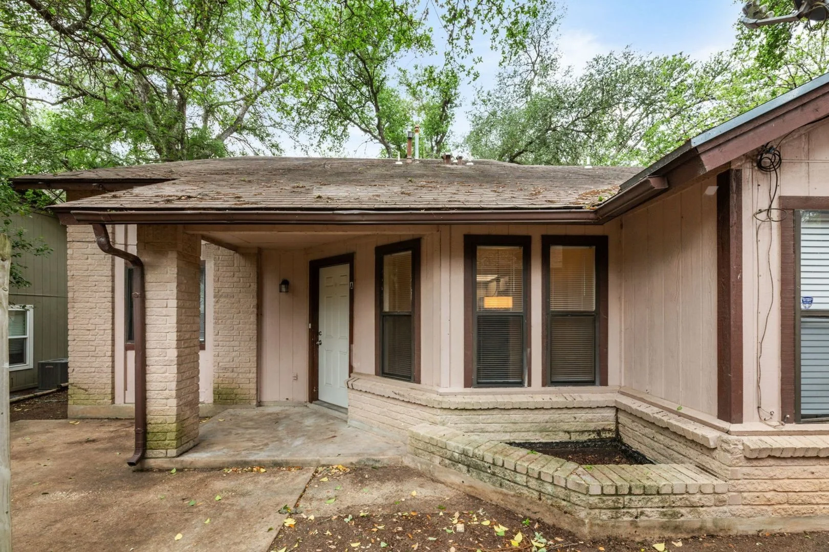 1005 Milford Way #A