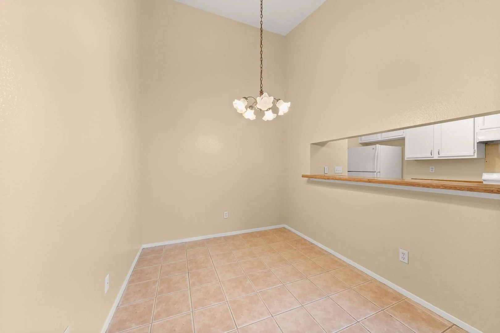 313 Greenlawn (13).jpg