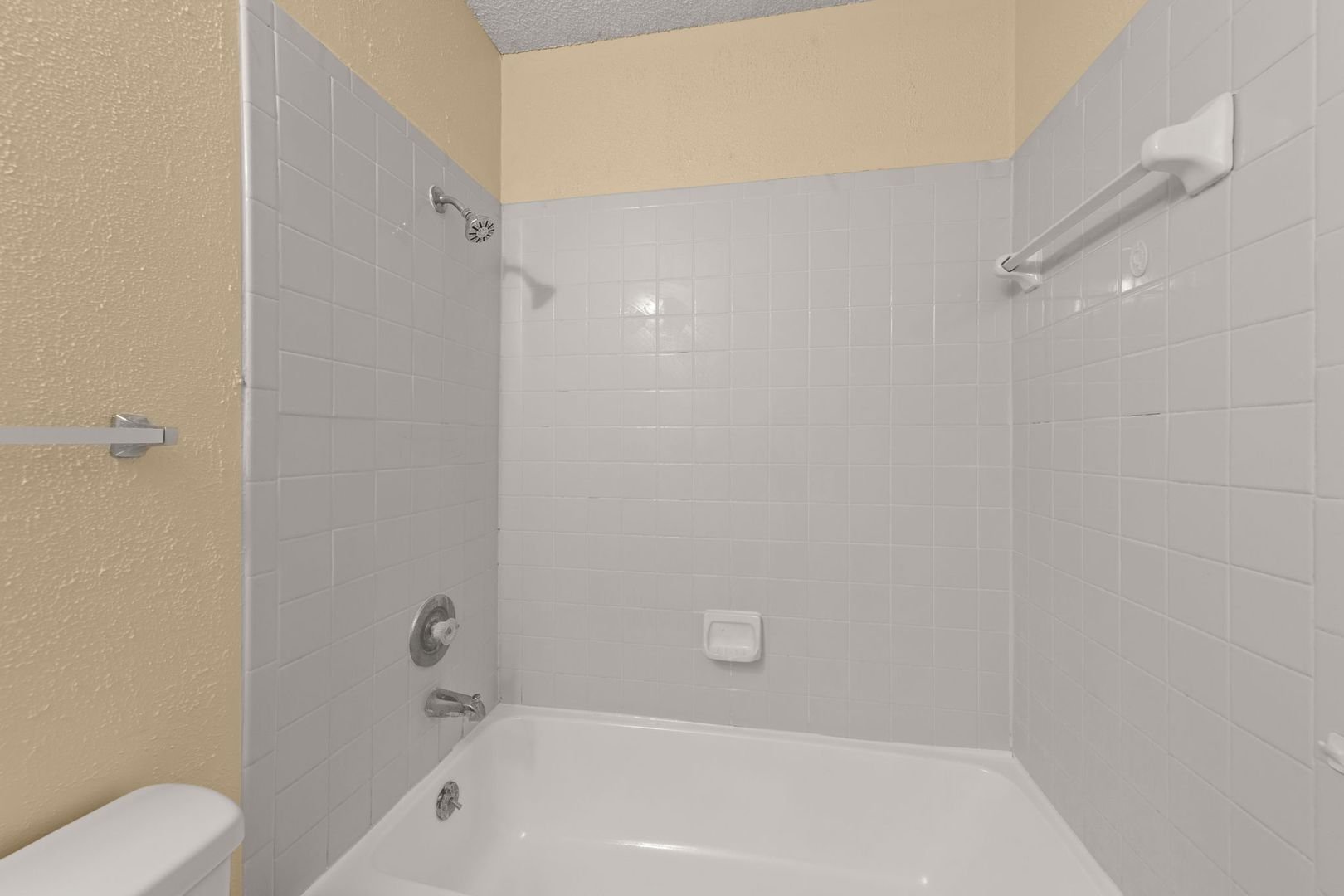 313 Greenlawn (26).jpg