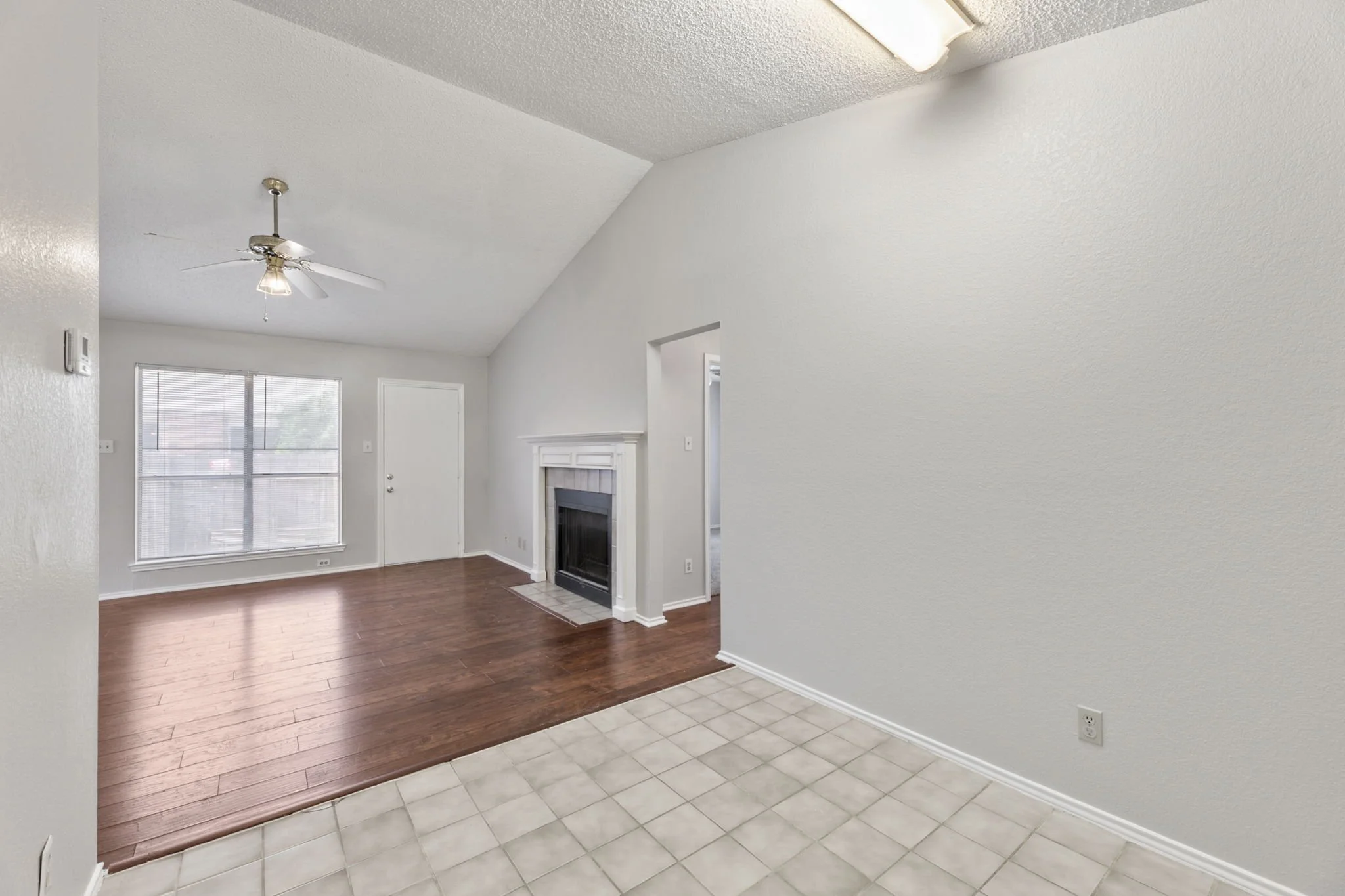 7-SQFT-6645.jpg