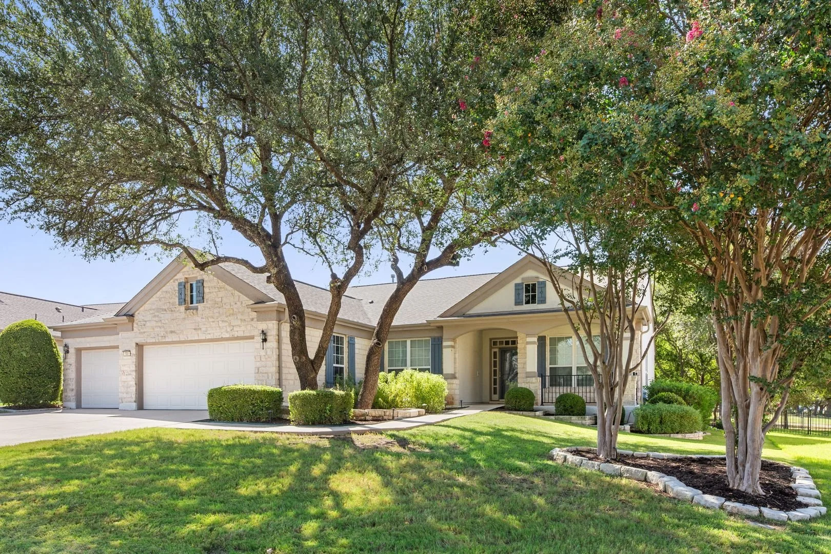 808 Armstrong Dr (55+ Community)
