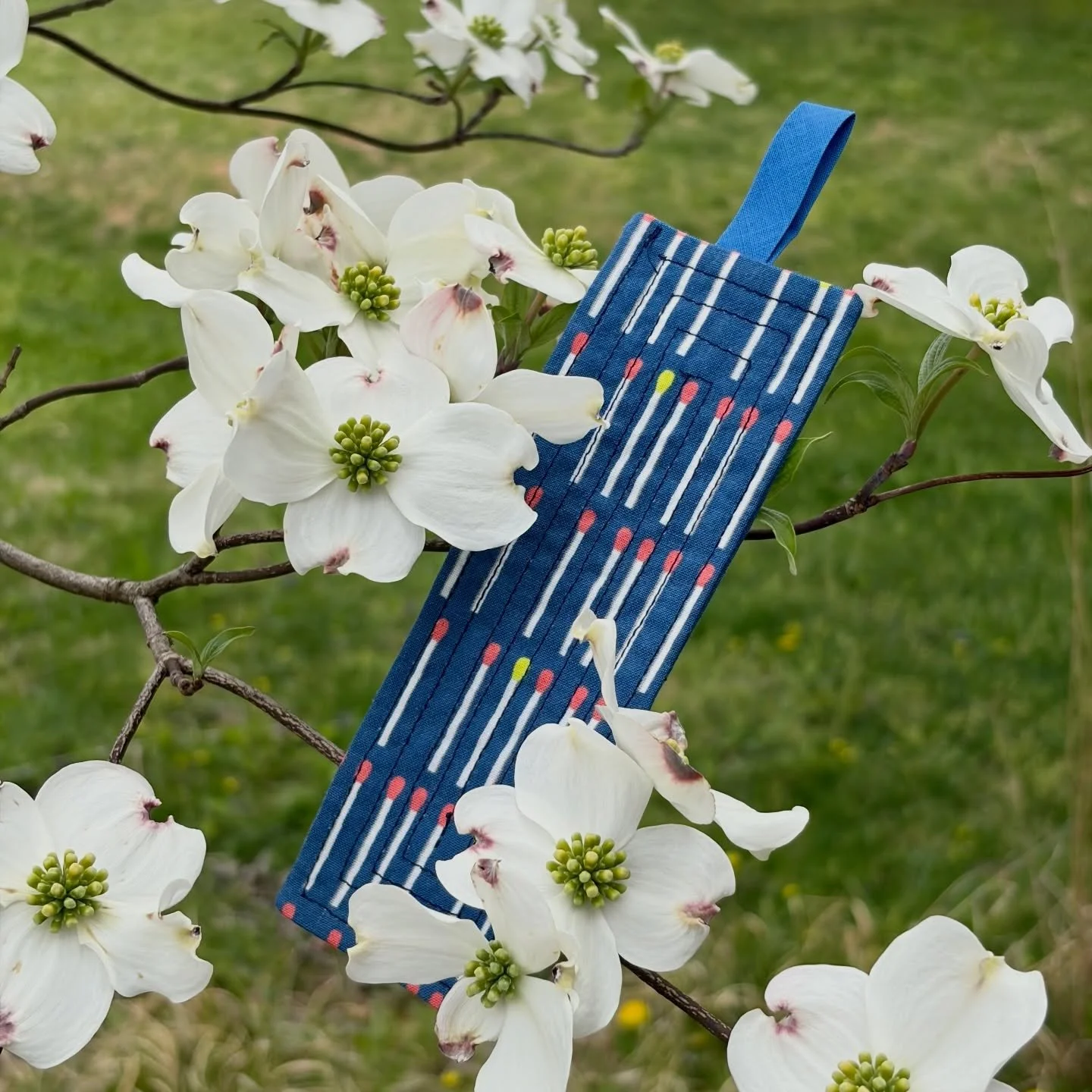 Allergy season has me staying inside more, but I&rsquo;ve been enjoying a lot of reading! And sewing up these cute bookmarks from scrap fabric. What do you think friends, should #NestledGoods do more bookmarks? #bookmark #fabricbookmark #readinstyle 