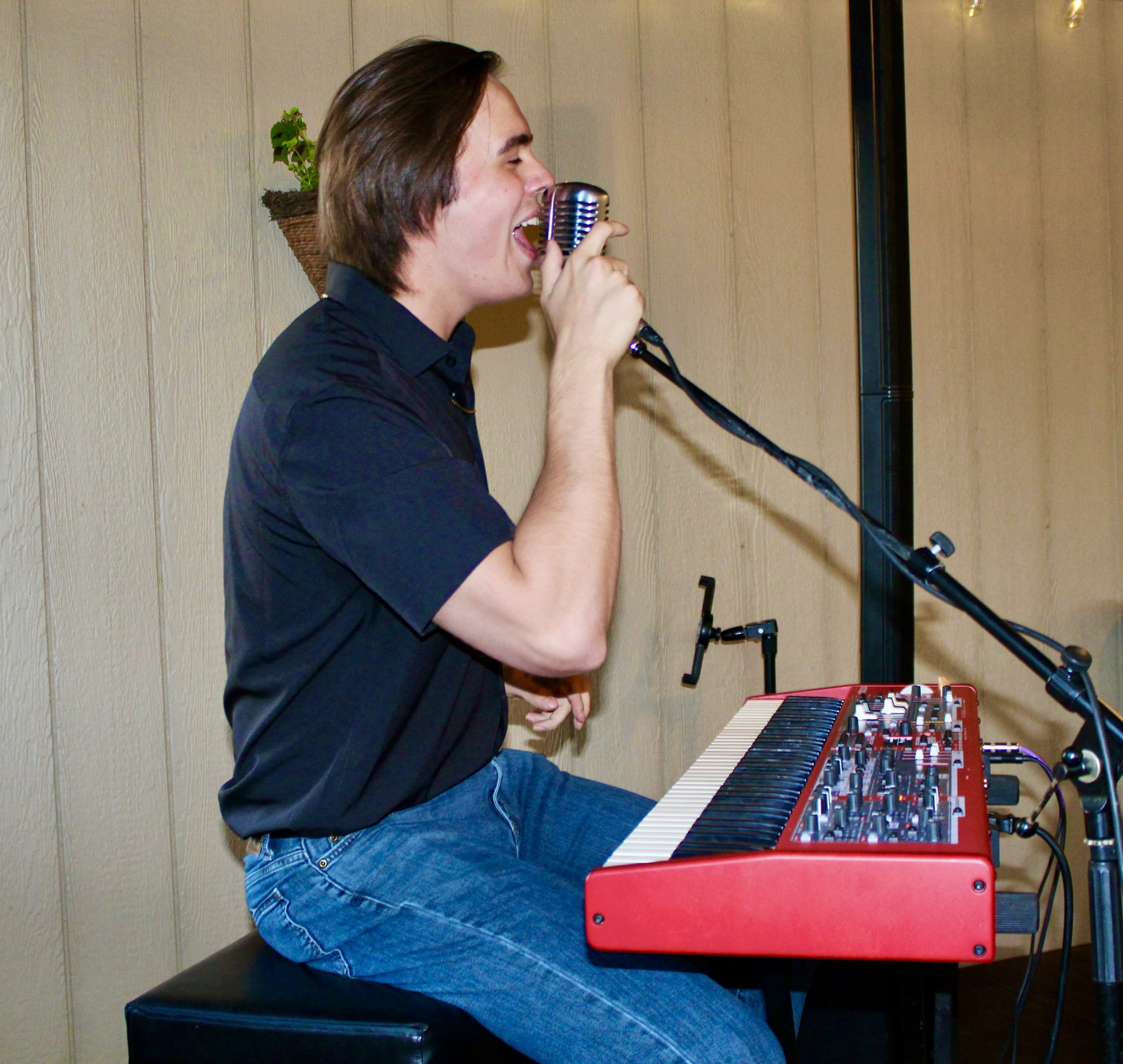 Aidan Solo at The Backroom Saloon