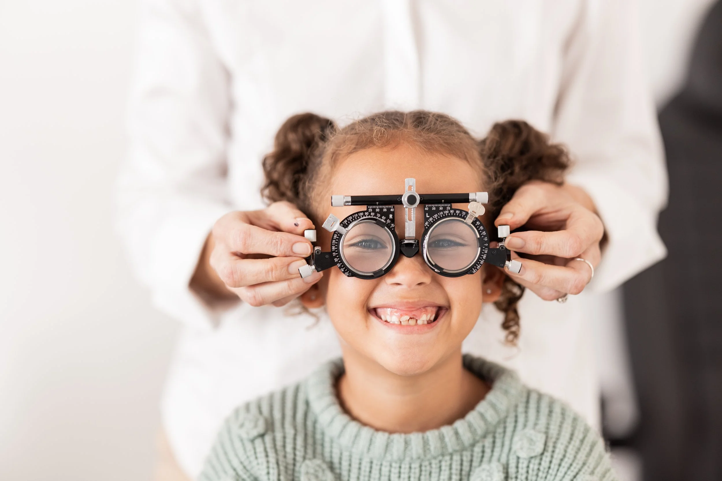 Myopia control - Childrens vision - Helping children see