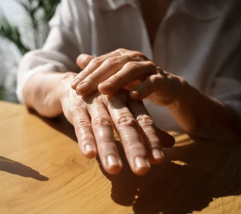 What Is a CBD Roll-On and Why Are Spas Using It?