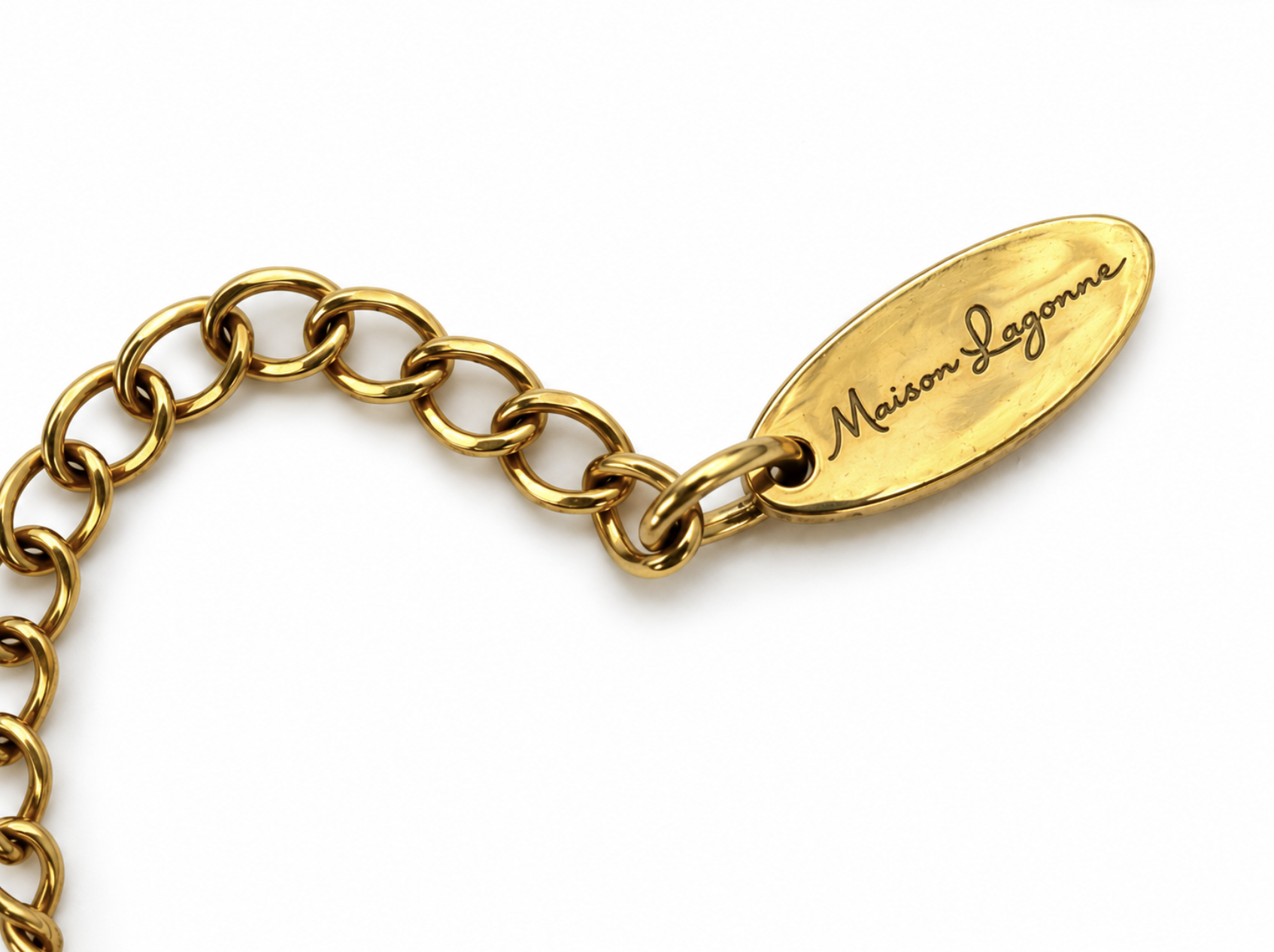 maison lagonne clasp.png