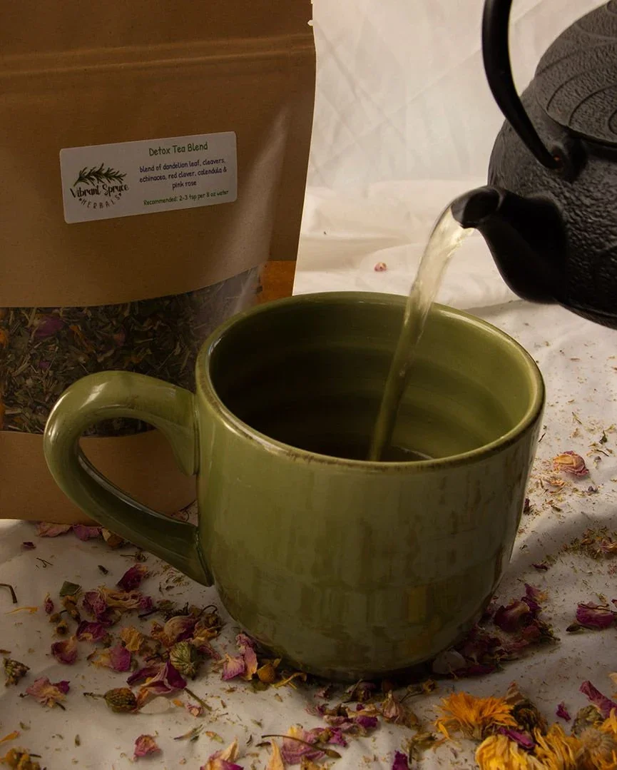 tea pour.webp