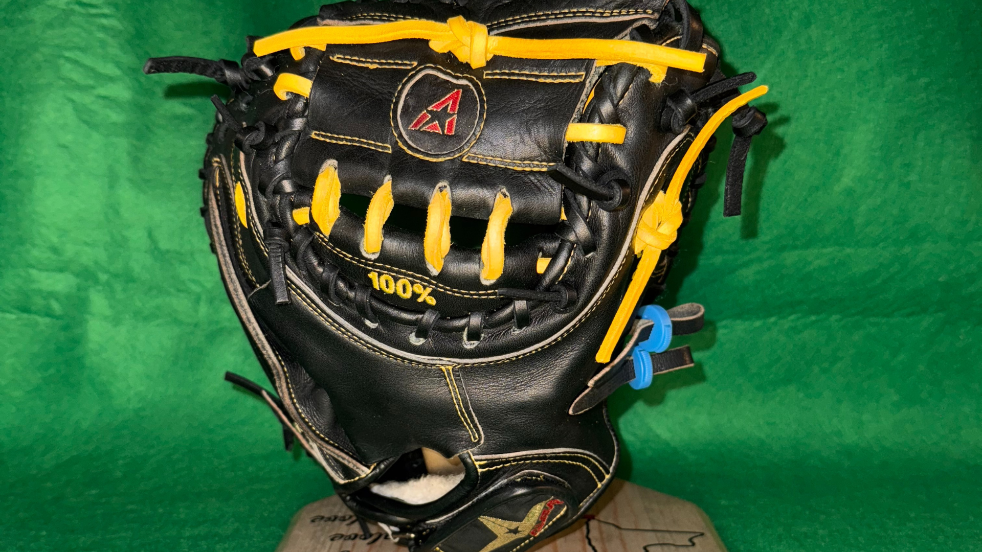 OC7 Web For The Catchers.png