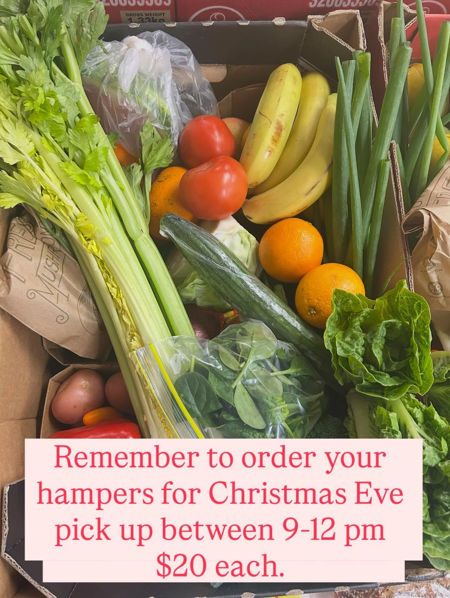 We are preparing pre-ordered fresh fruit 🍒🍊🥑🫑🥦🍑&amp; veggie🥦🫜🍌 hampers to collect on Christmas Eve between 9-12 pm @ the Hub.