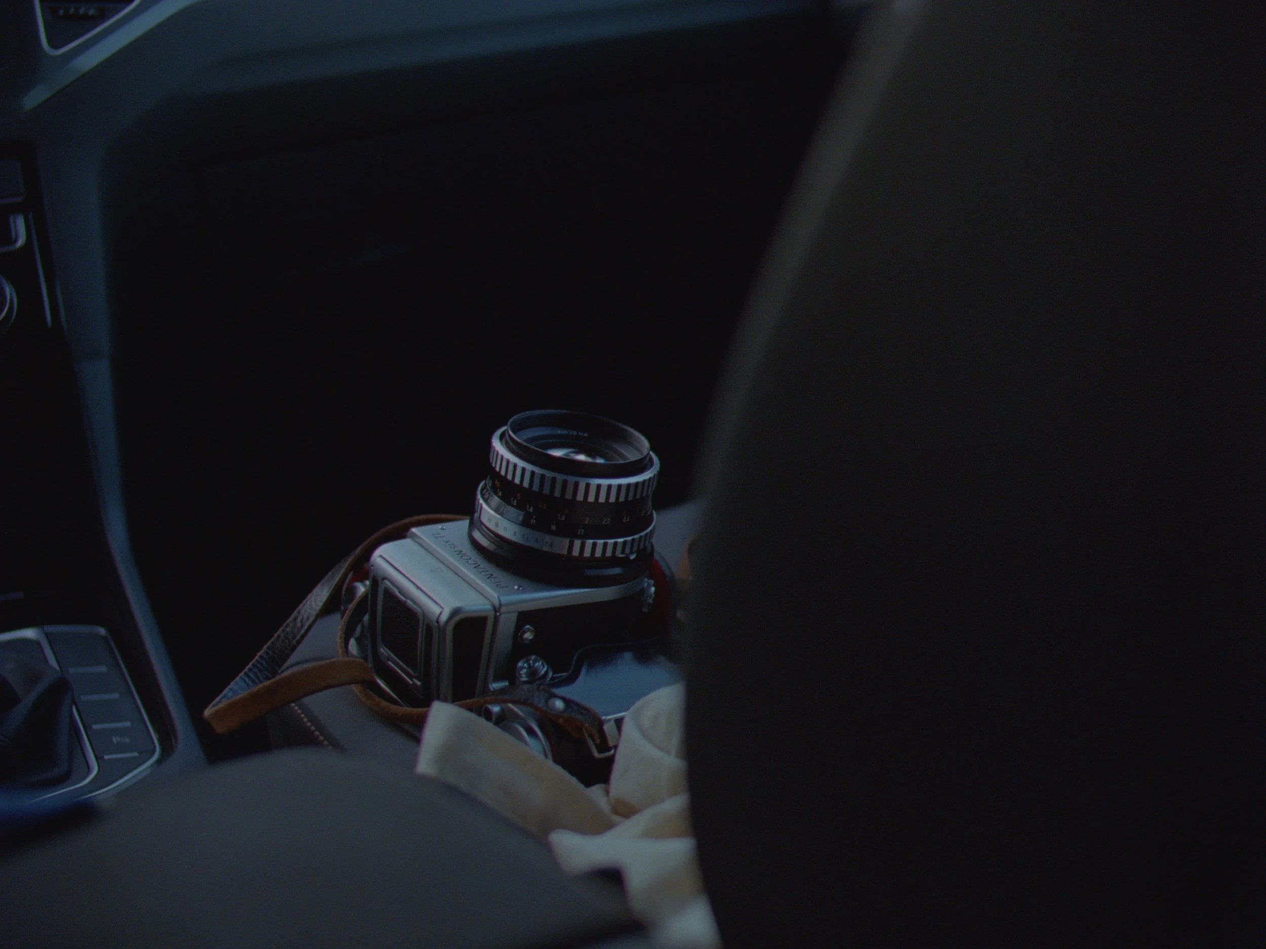 Camera_CU.jpg
