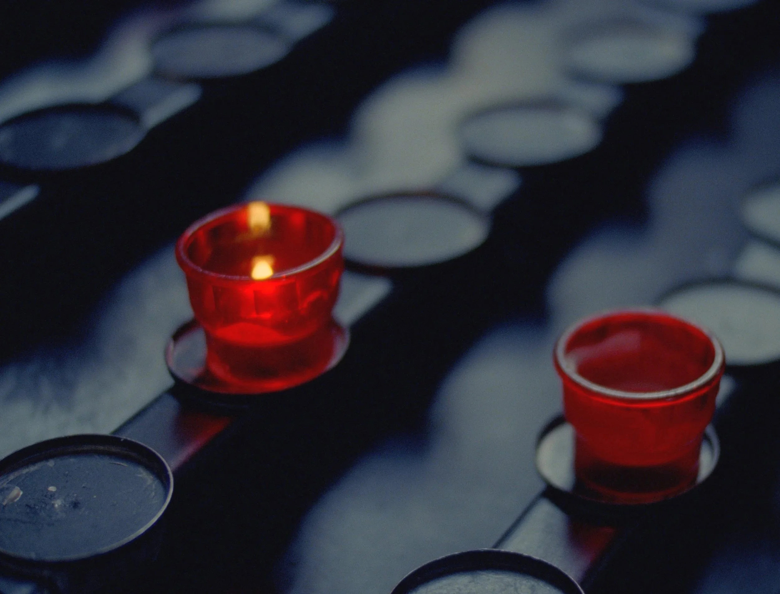 Church_Candles_CU.jpg