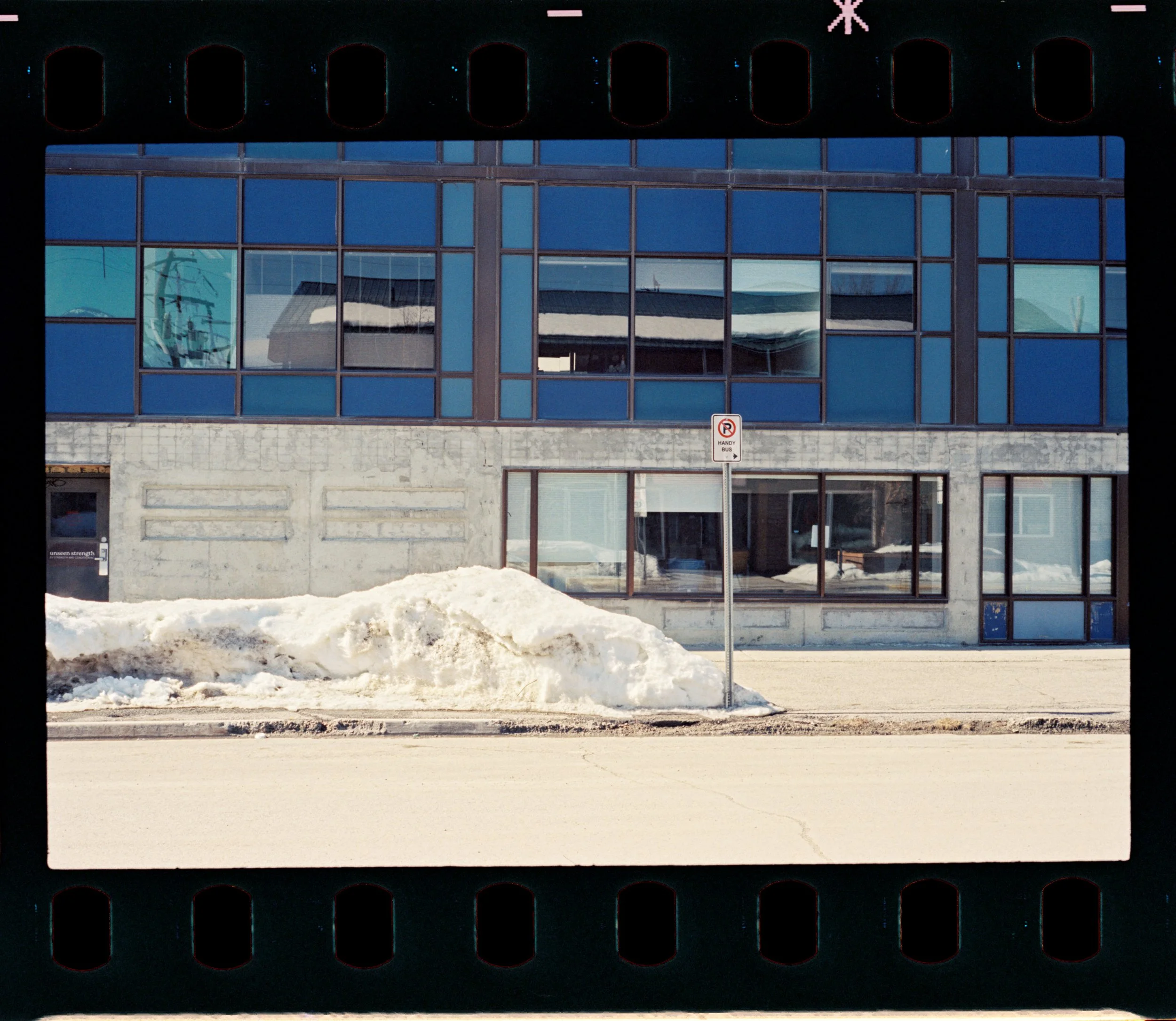 R1-02051-0030.jpg